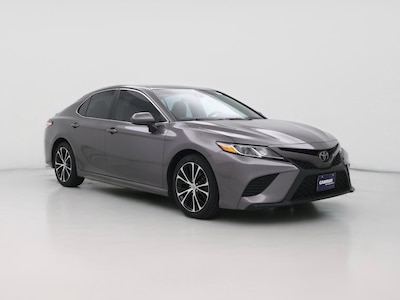 2020 Toyota Camry SE -
                Hillside, IL