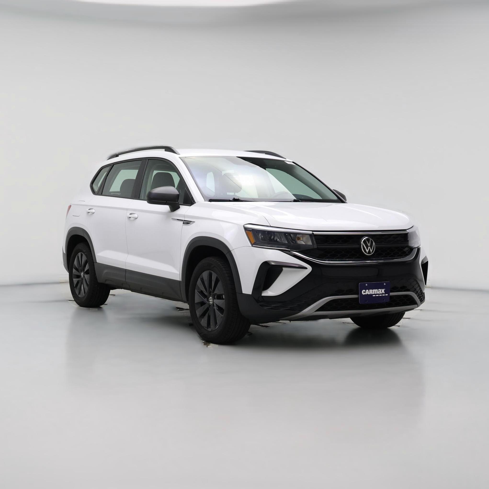 Thumbnail: 2022 Volkswagen Taos - 1