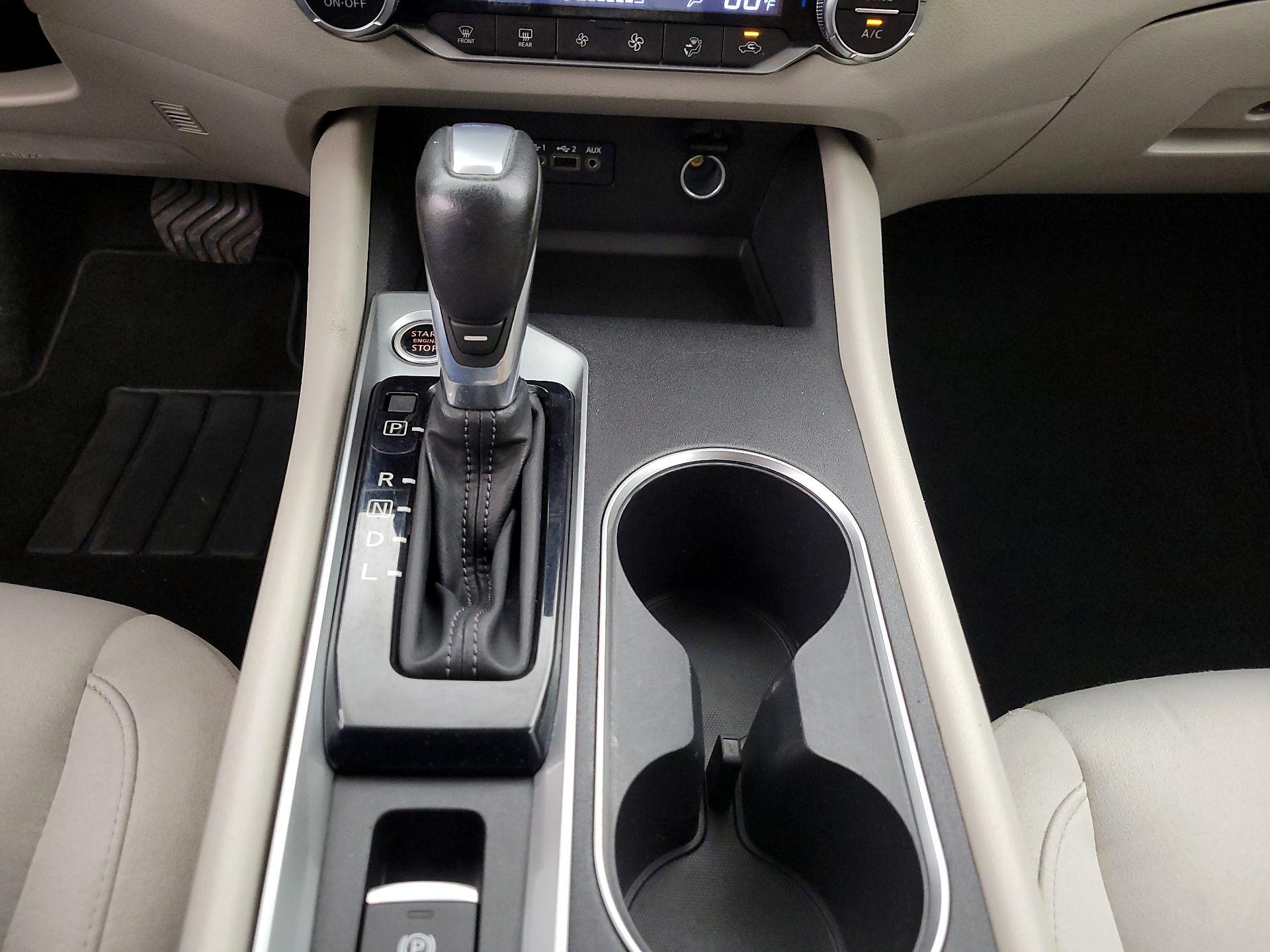 Thumbnail: 2019 Nissan Altima - 17