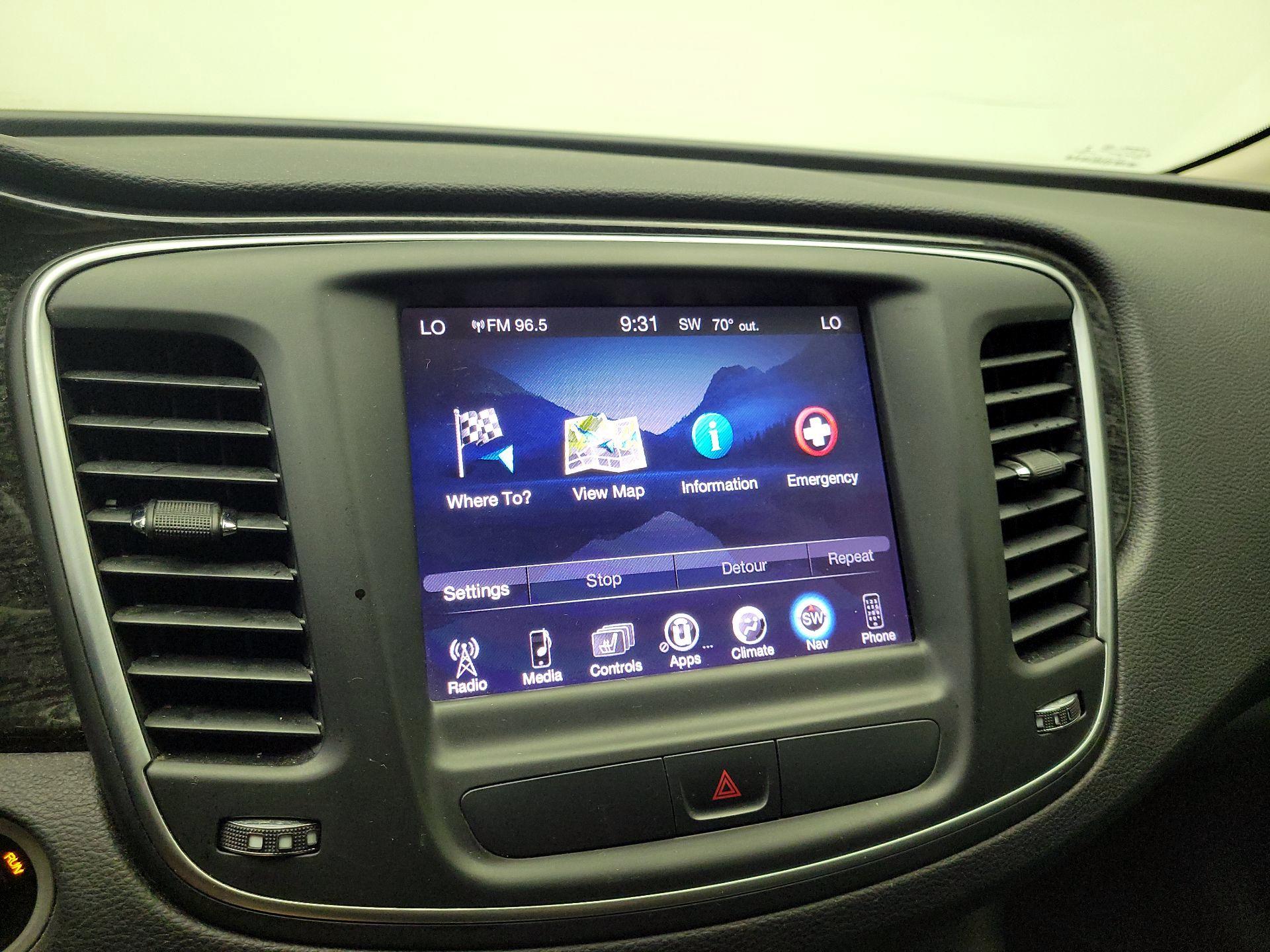 Thumbnail: 2015 Chrysler 200 - 14