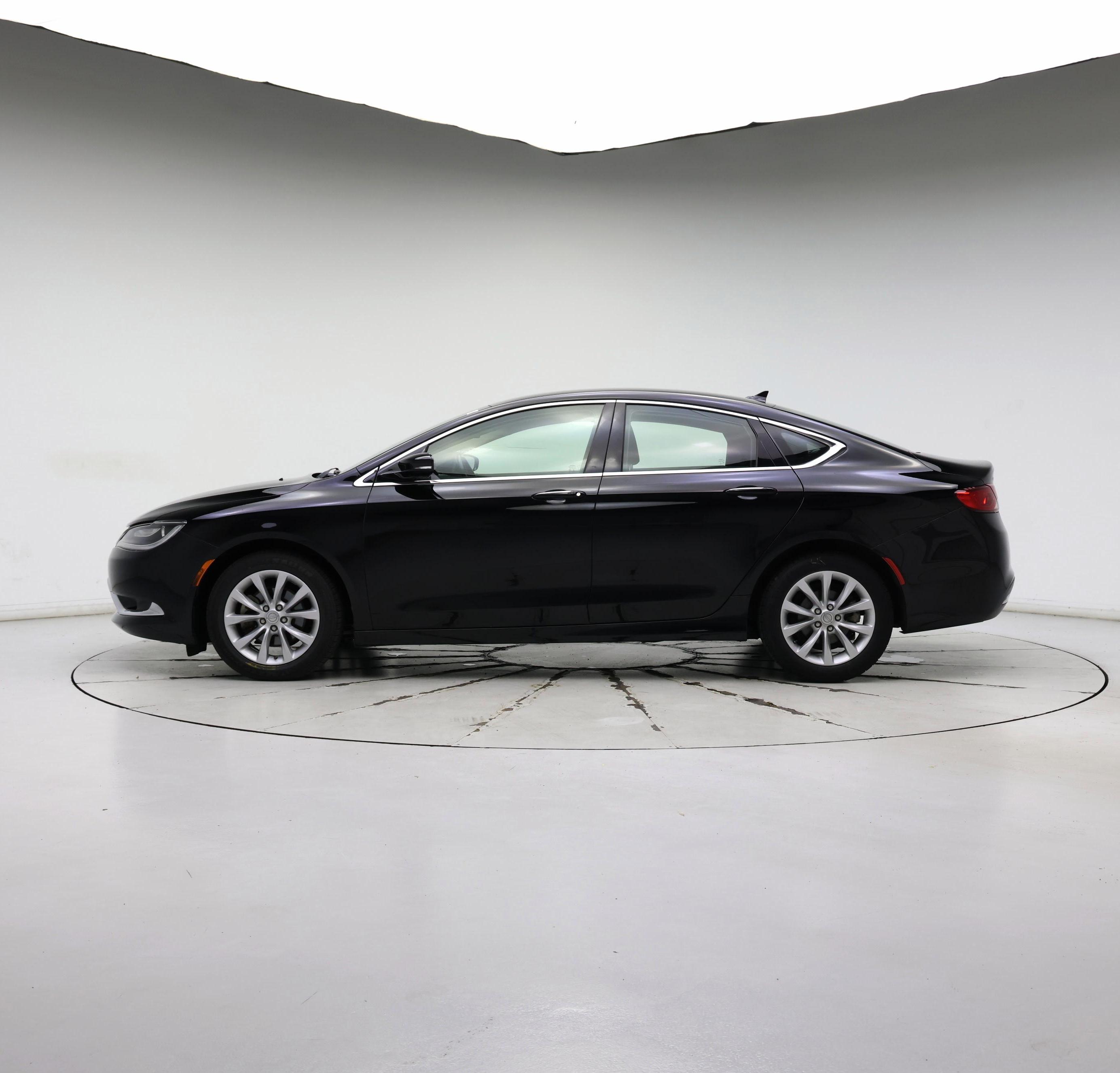 Thumbnail: 2015 Chrysler 200 - 3