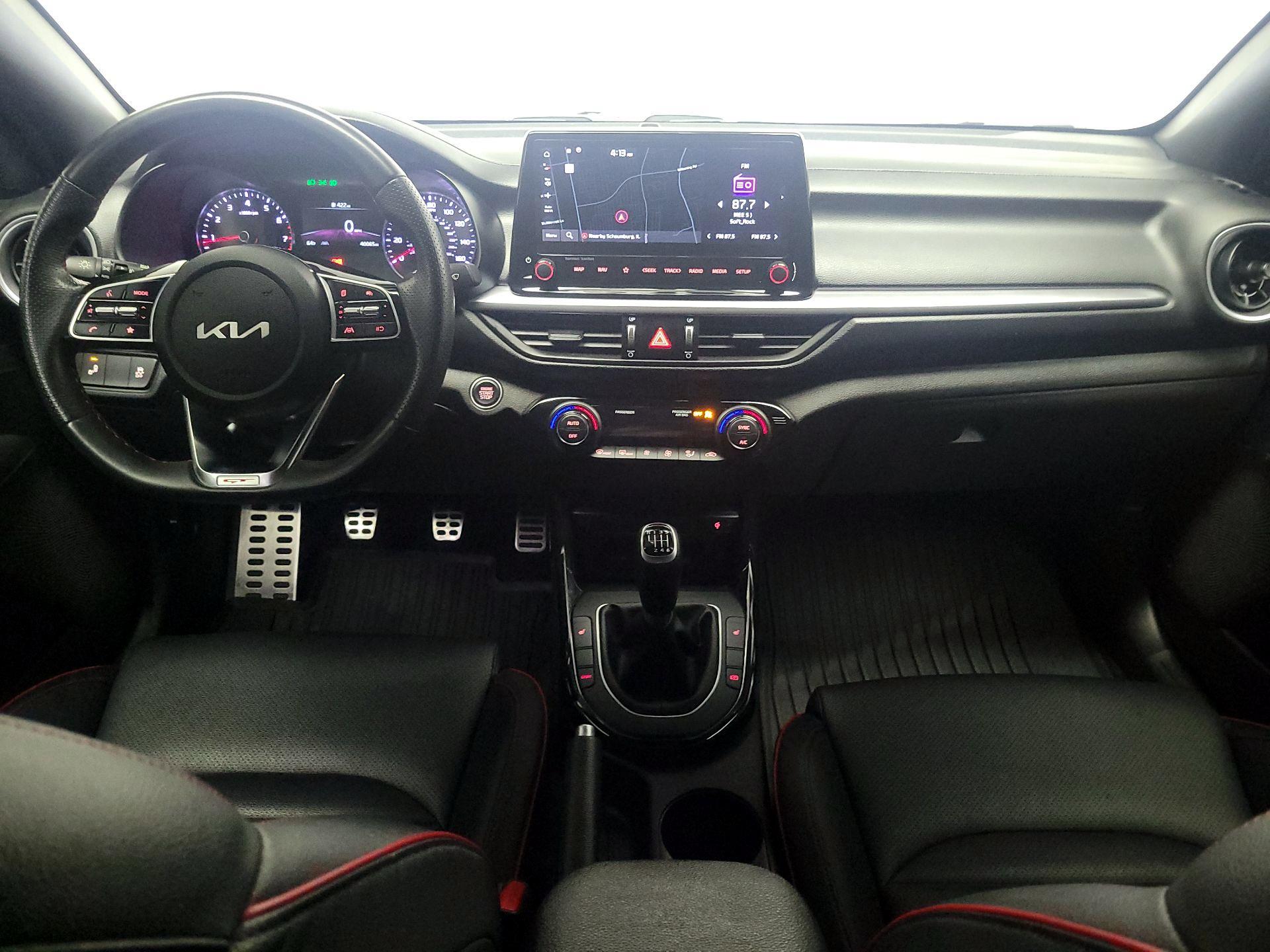 Thumbnail: 2023 Kia Forte - 9