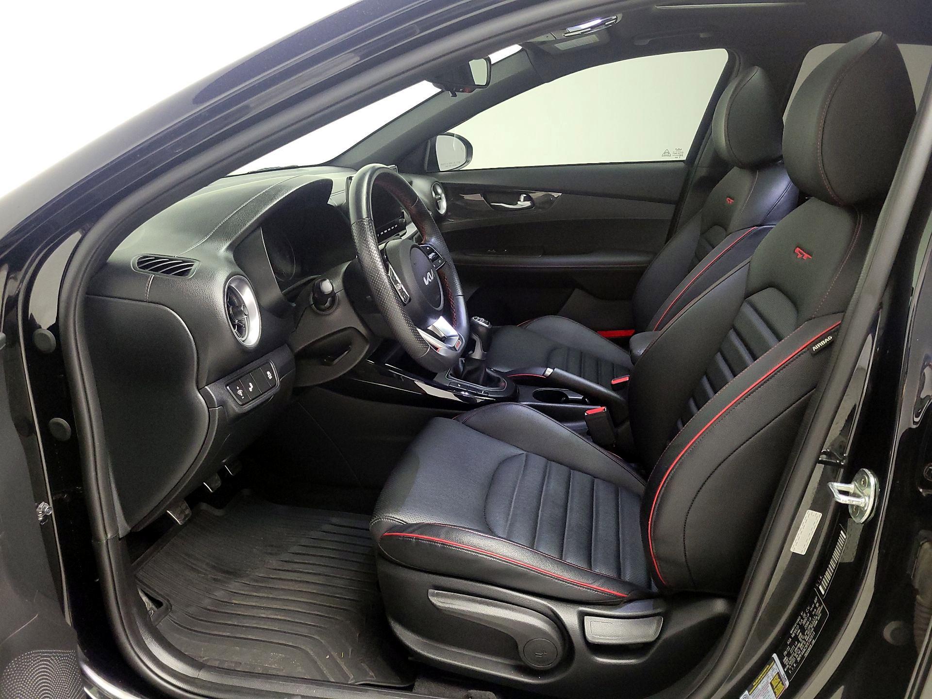 Thumbnail: 2023 Kia Forte - 11