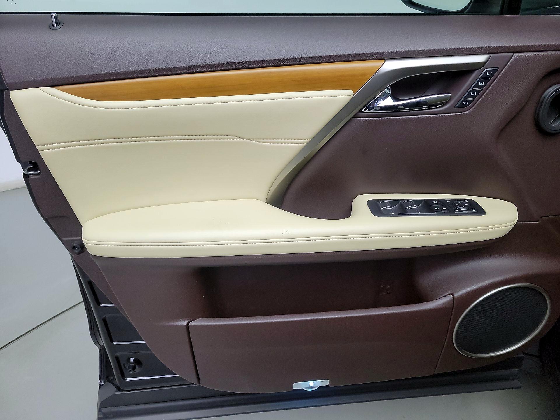 Thumbnail: 2019 Lexus RX - 12