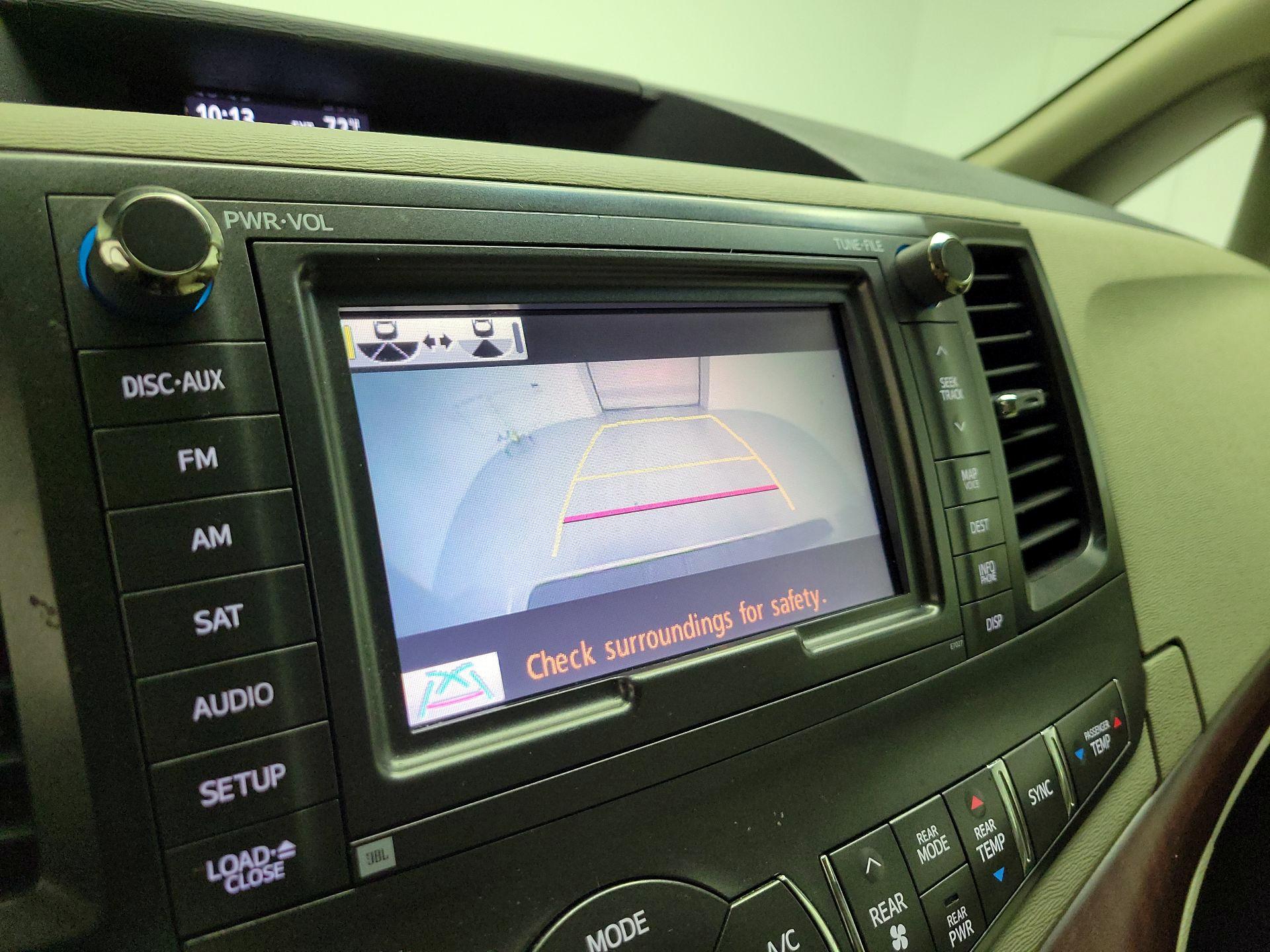 Thumbnail: 2013 Toyota Sienna - 15