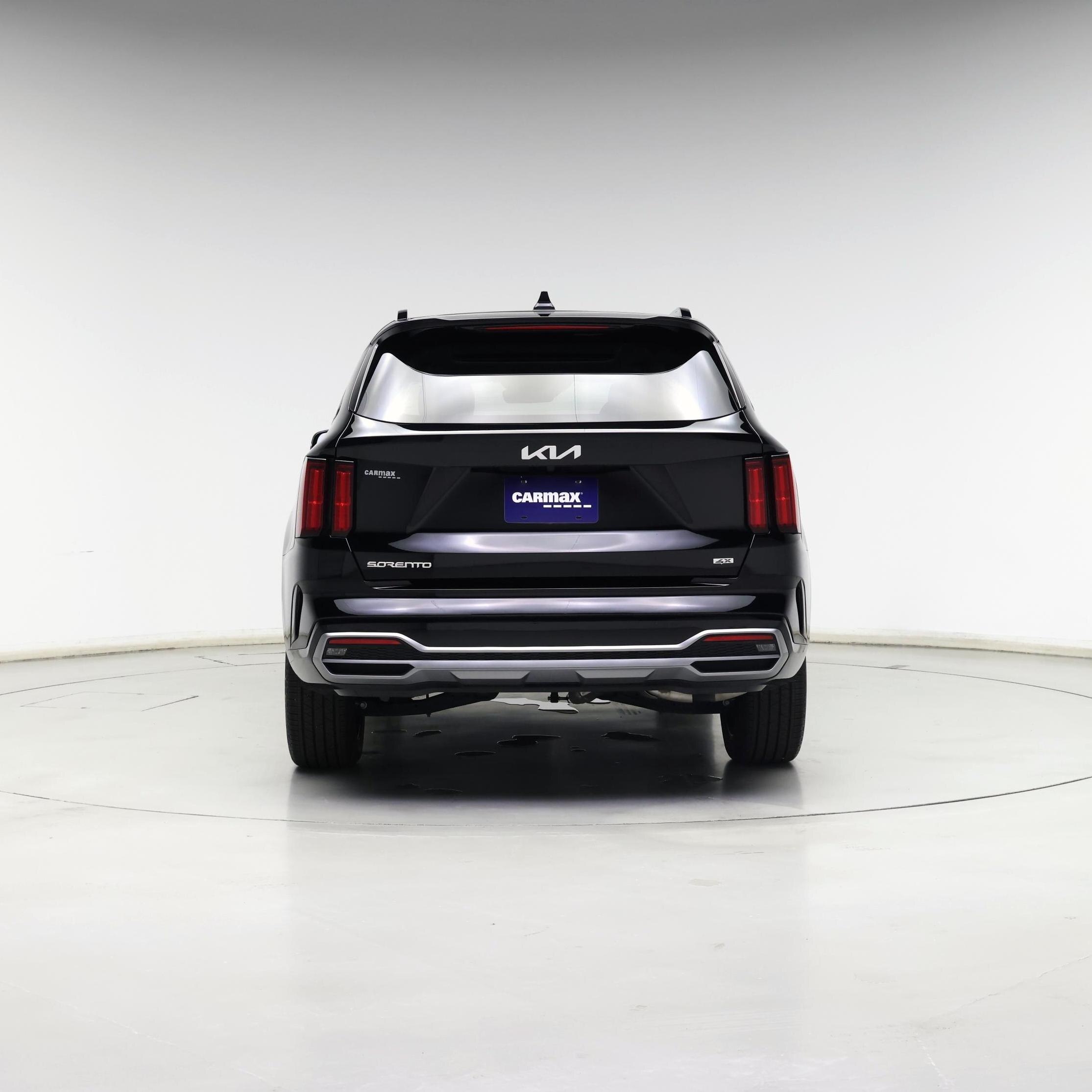 Thumbnail: 2023 Kia Sorento - 6