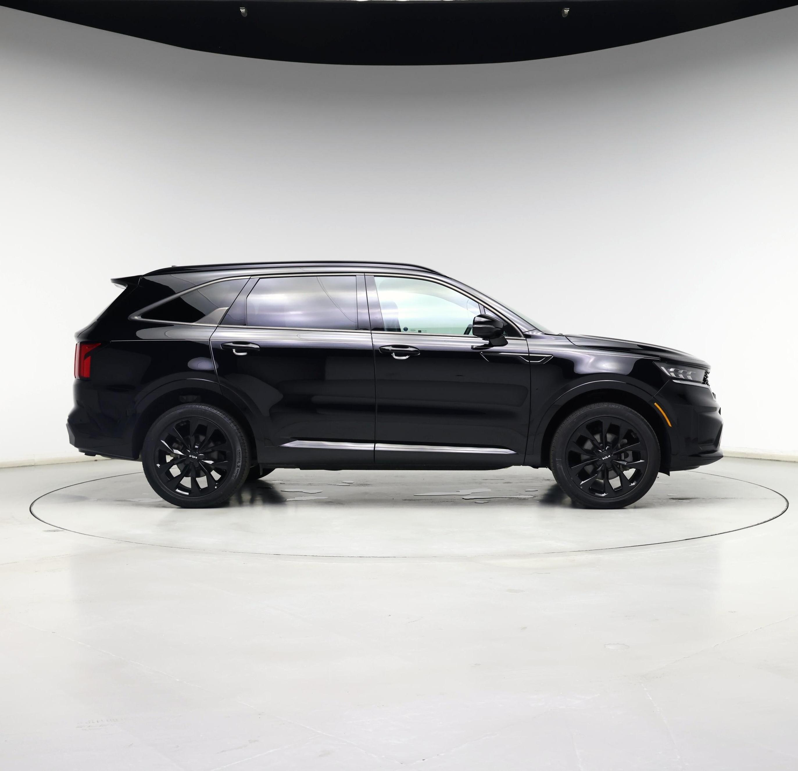 Thumbnail: 2023 Kia Sorento - 7
