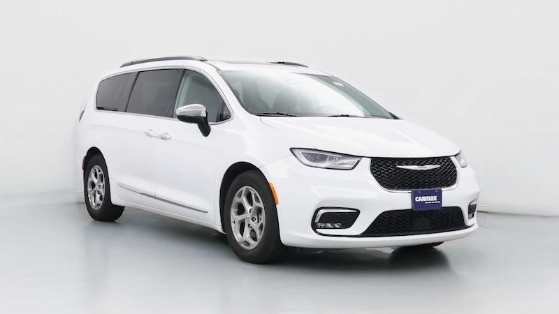 2023 Chrysler Pacifica Limited Hero Image