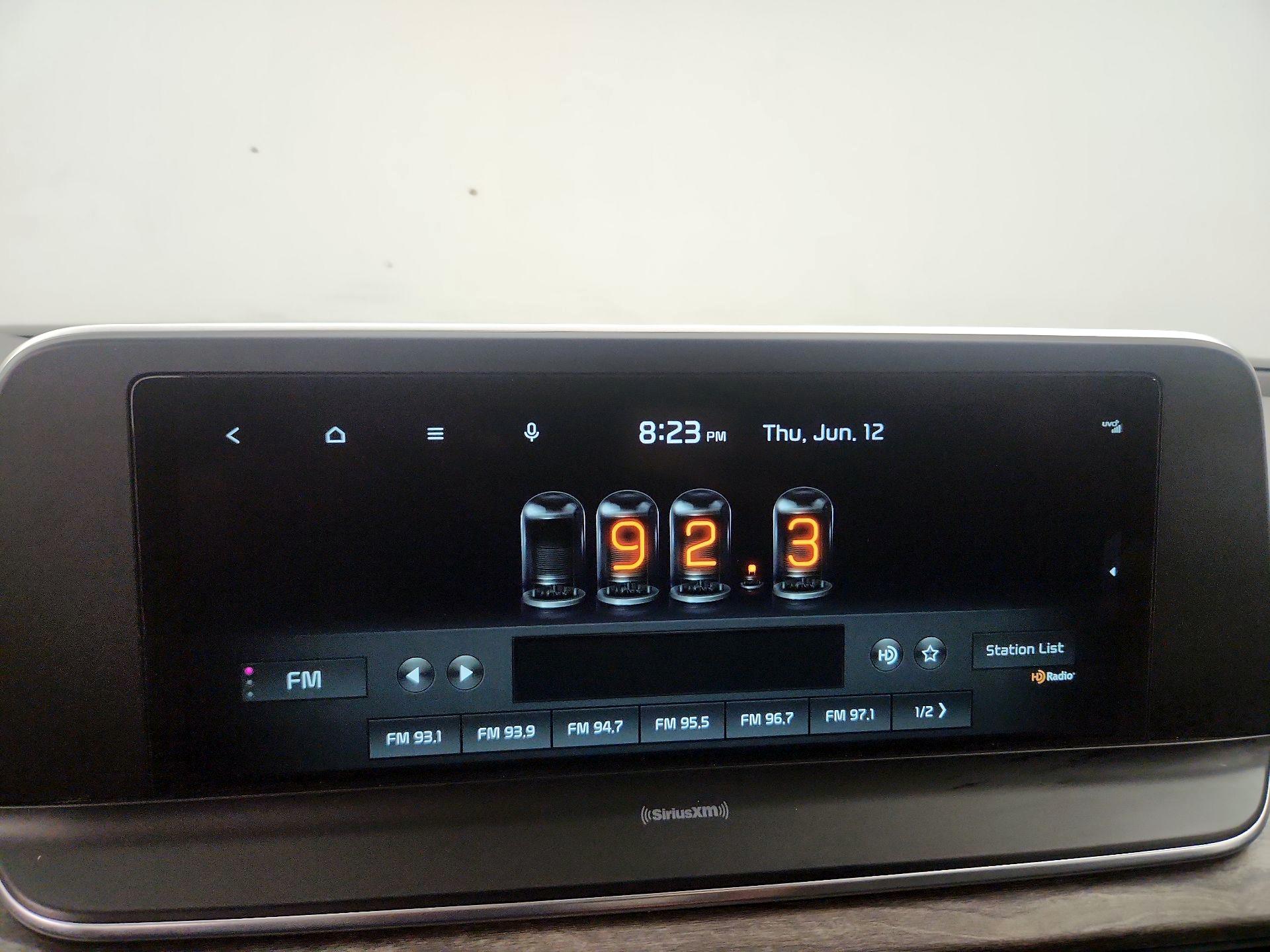 Thumbnail: 2022 Kia Telluride - 16