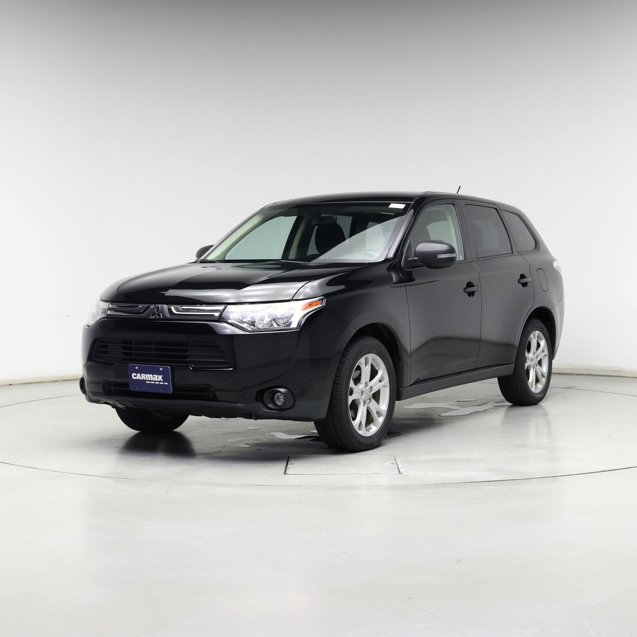 Thumbnail: 2014 Mitsubishi Outlander - 4