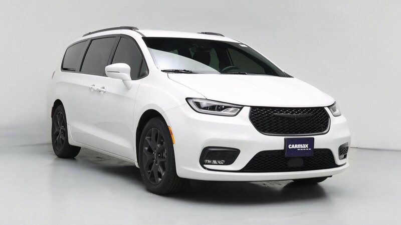 2021 Chrysler Pacifica Touring L Hero Image