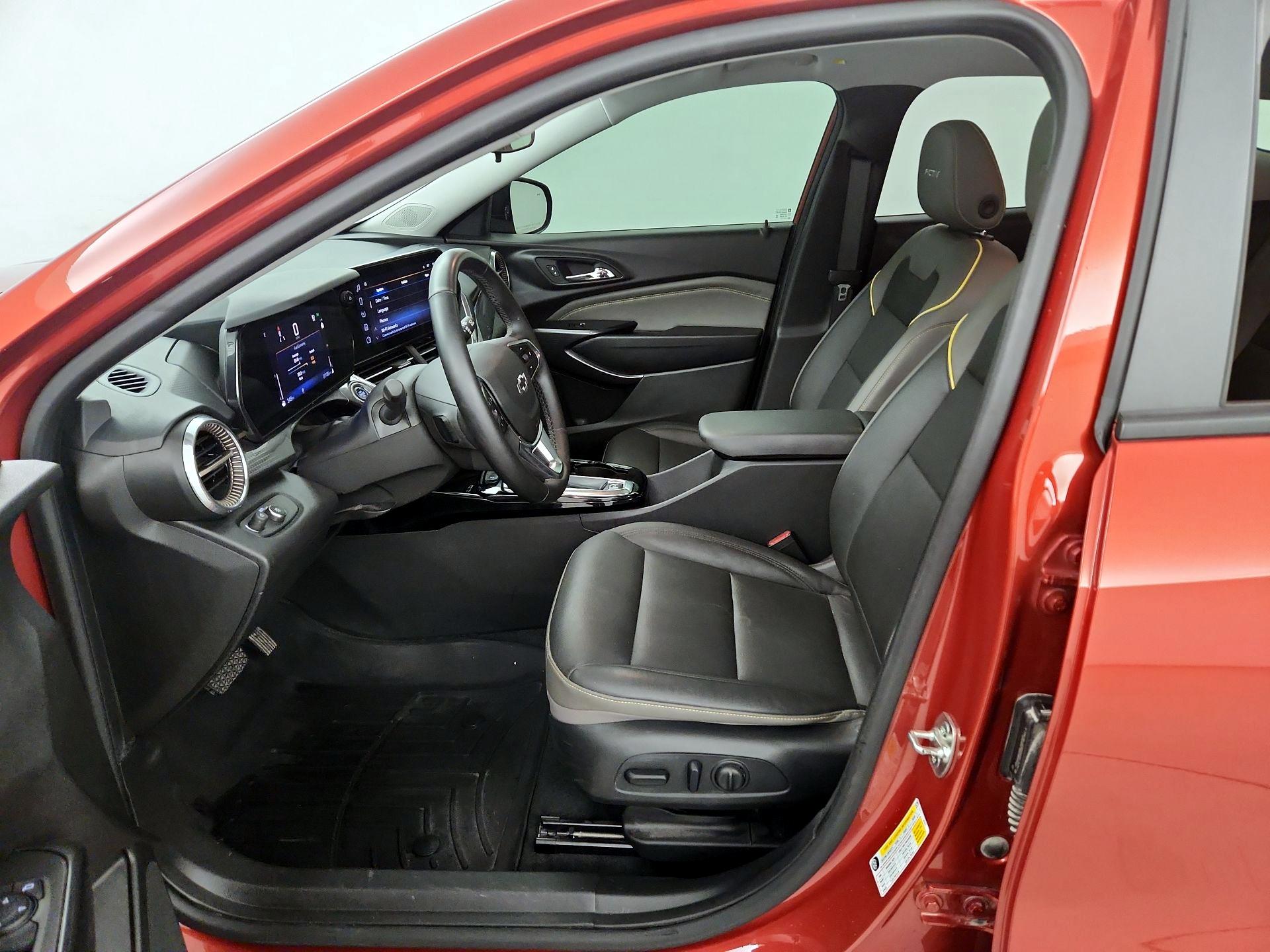 Thumbnail: 2024 Chevrolet Trax - 11