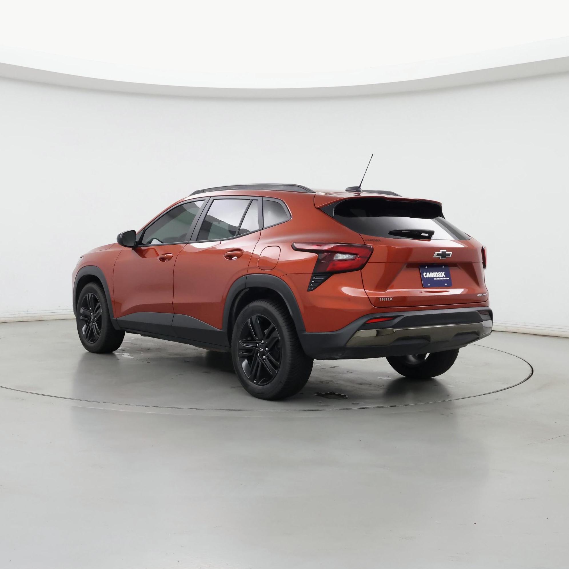 Thumbnail: 2024 Chevrolet Trax - 2