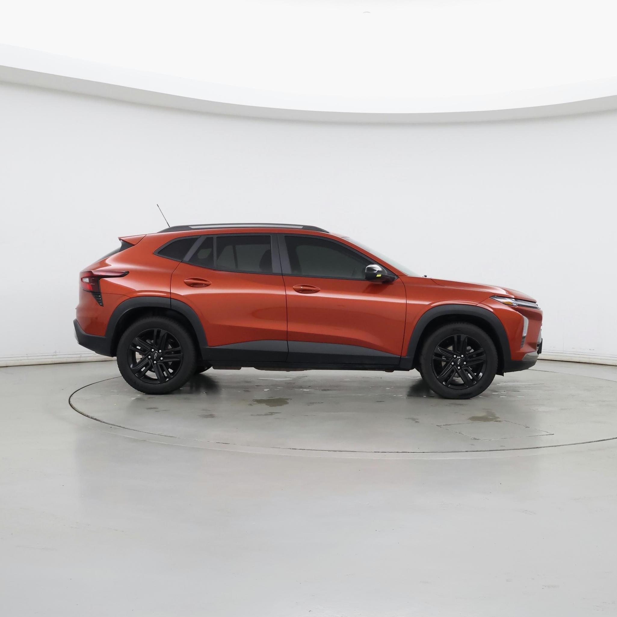 Thumbnail: 2024 Chevrolet Trax - 7
