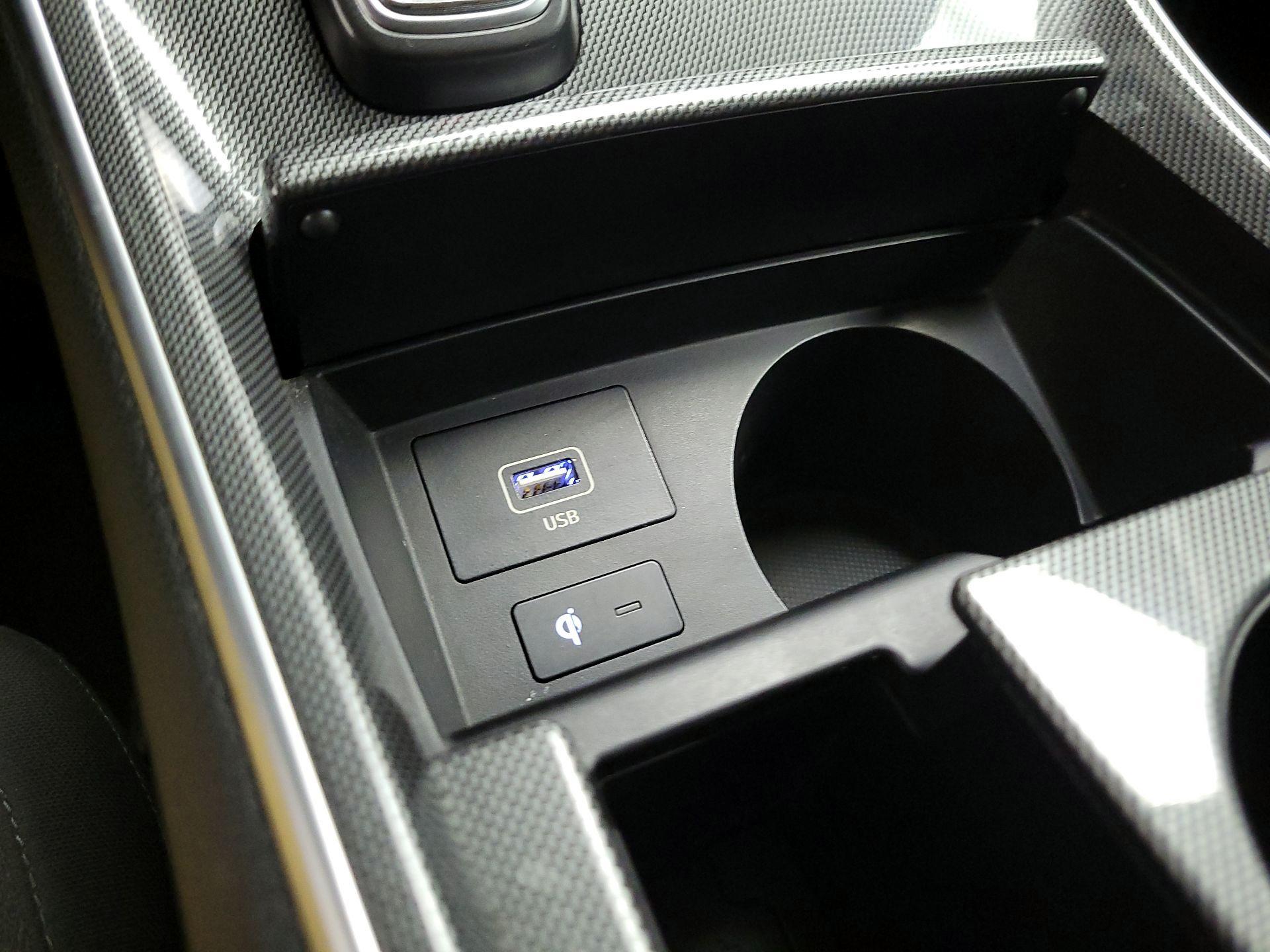 Thumbnail: 2022 Hyundai Santa Fe - 17