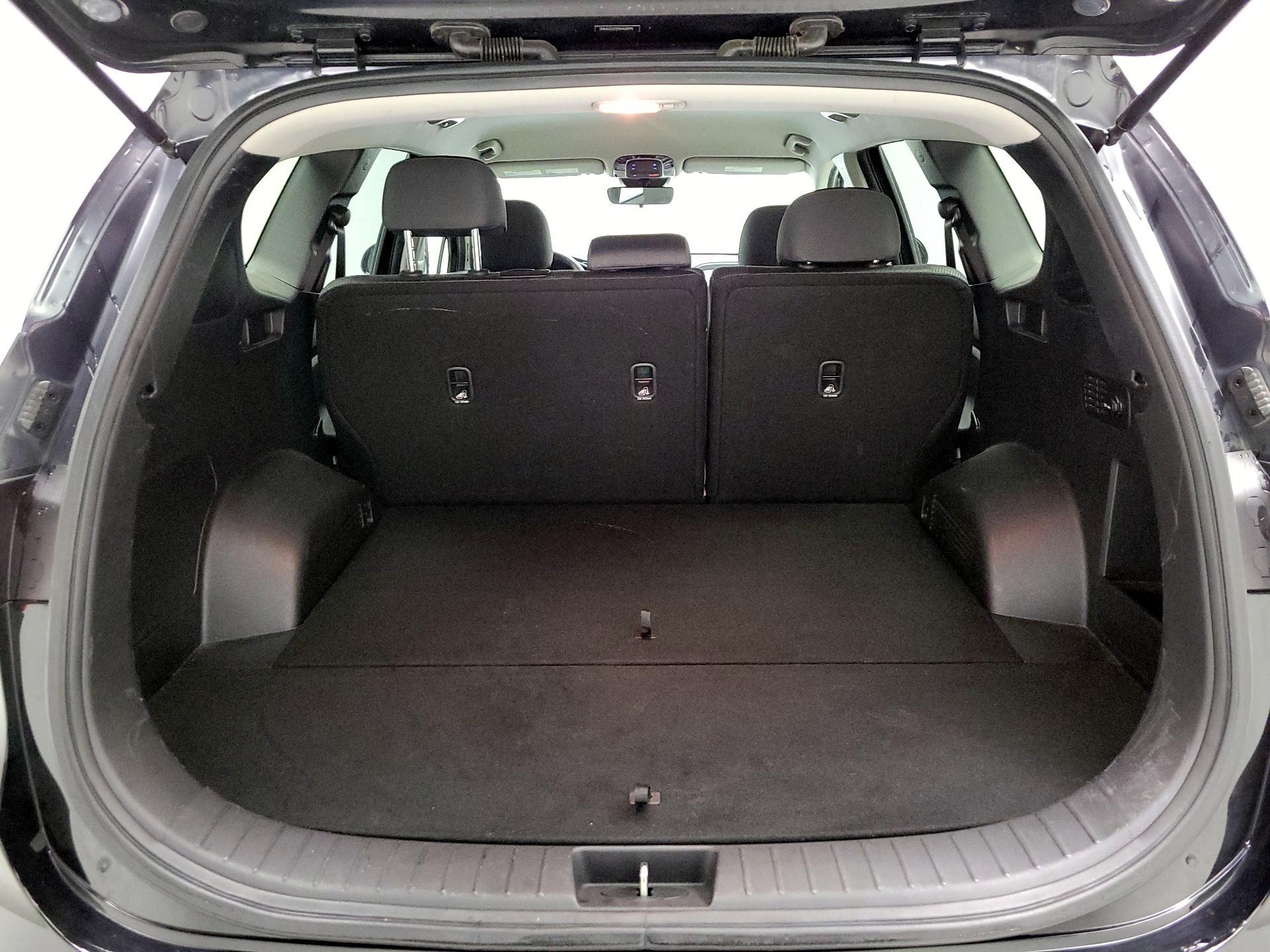 Thumbnail: 2022 Hyundai Santa Fe - 19