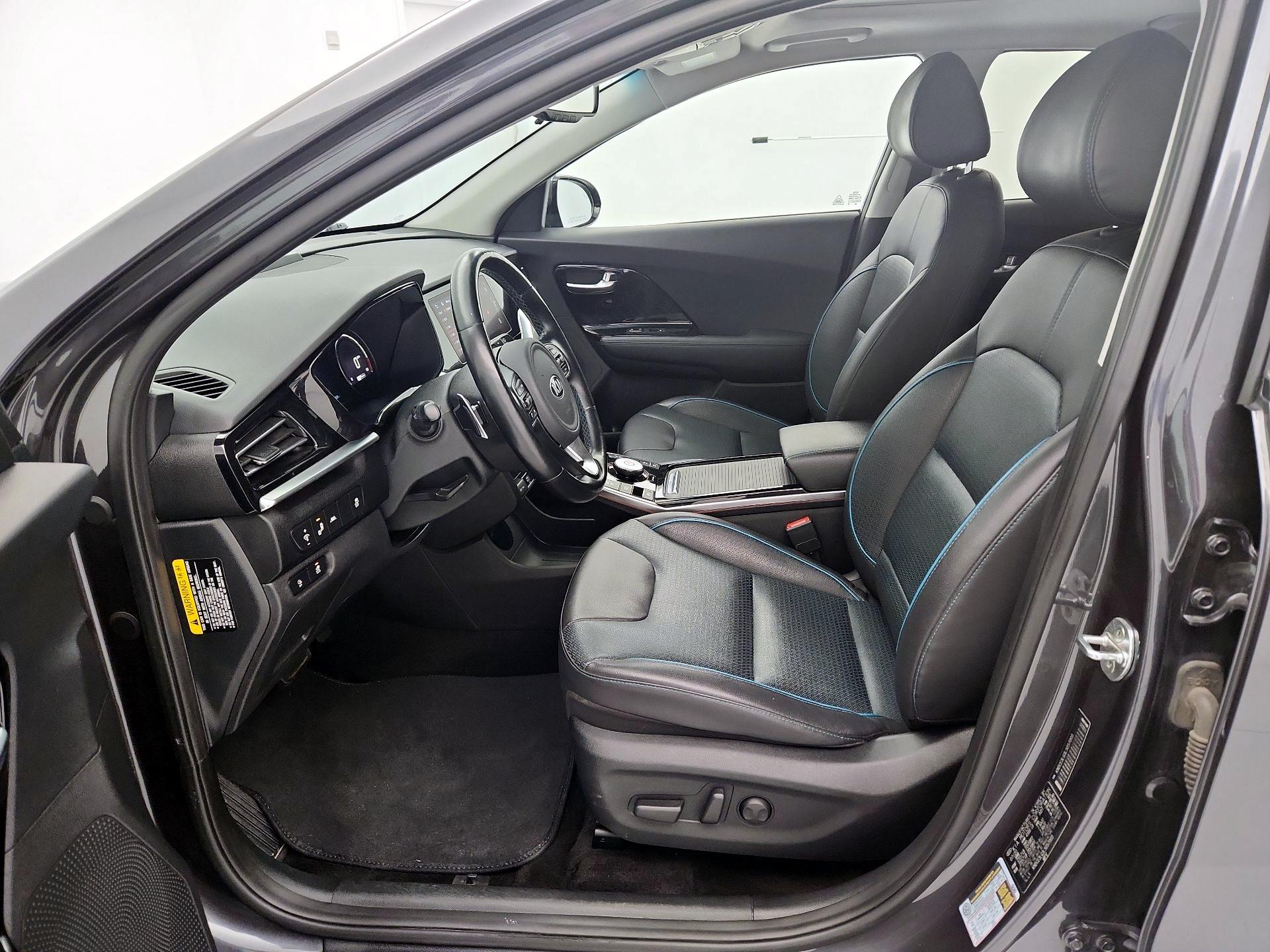 Thumbnail: 2020 Kia Niro - 11