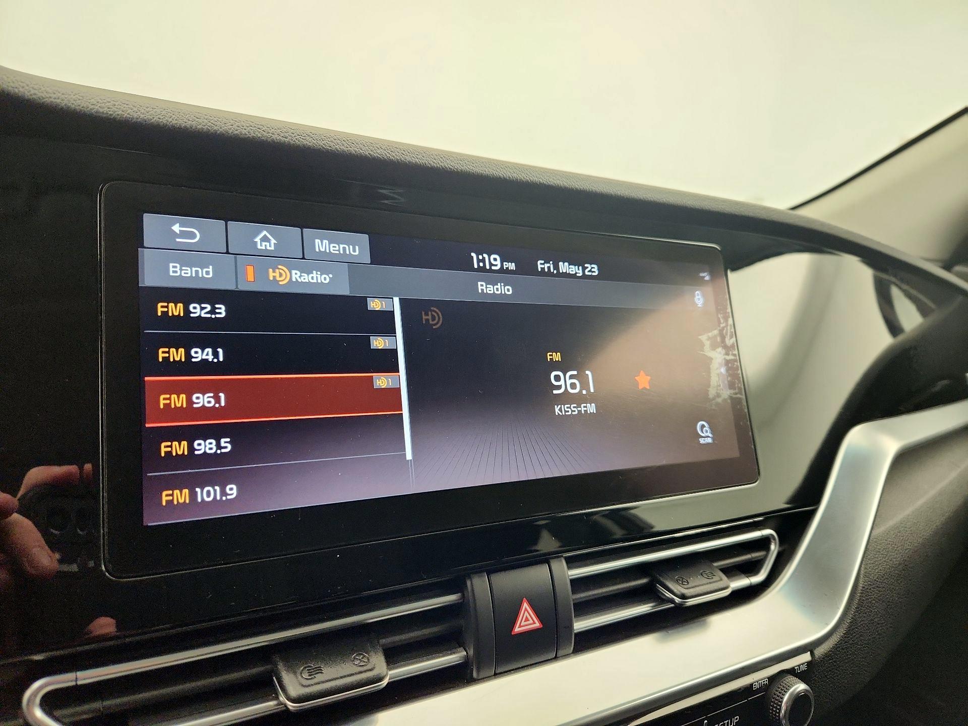 Thumbnail: 2020 Kia Niro - 16
