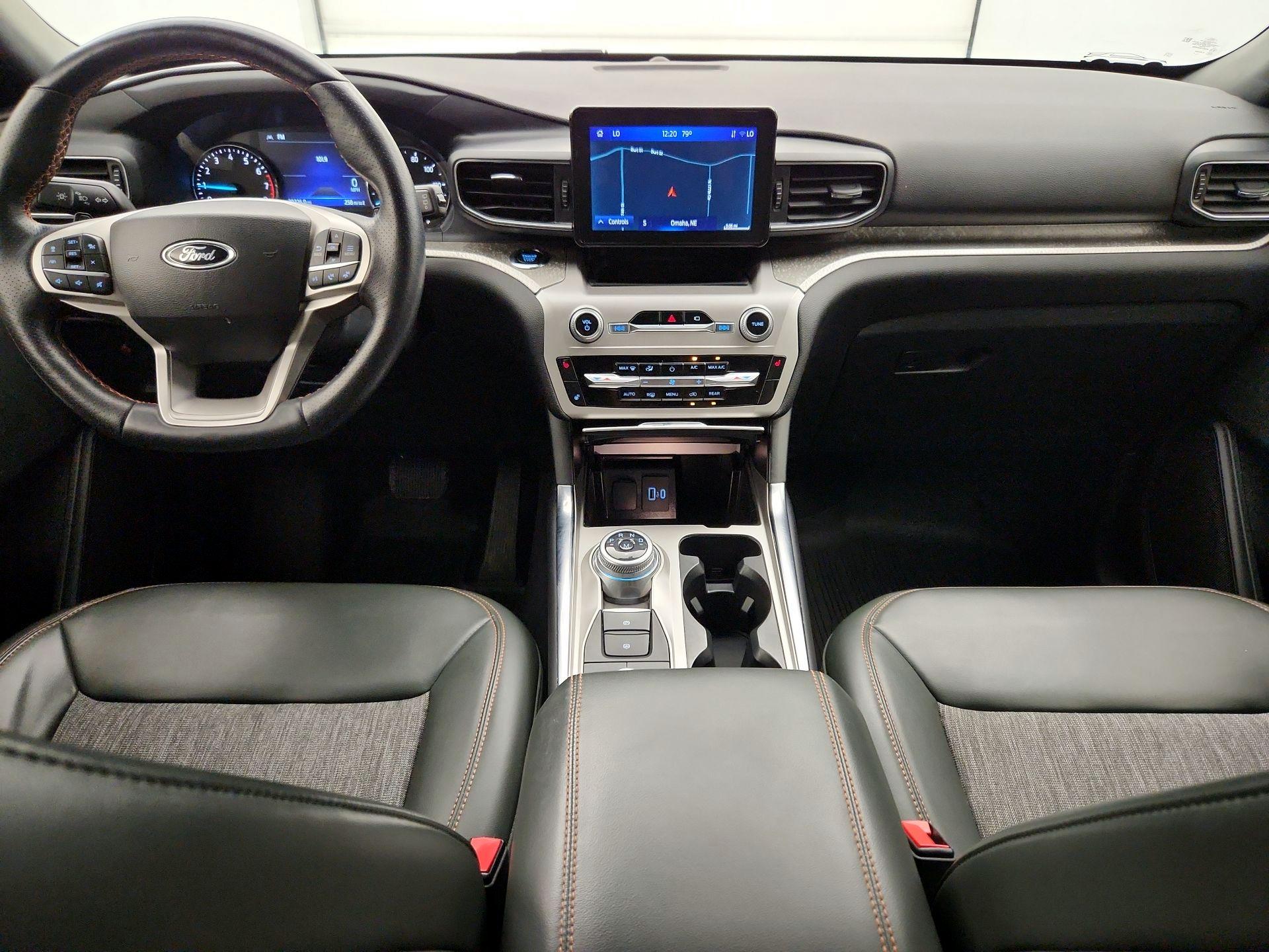 Thumbnail: 2022 Ford Explorer - 9