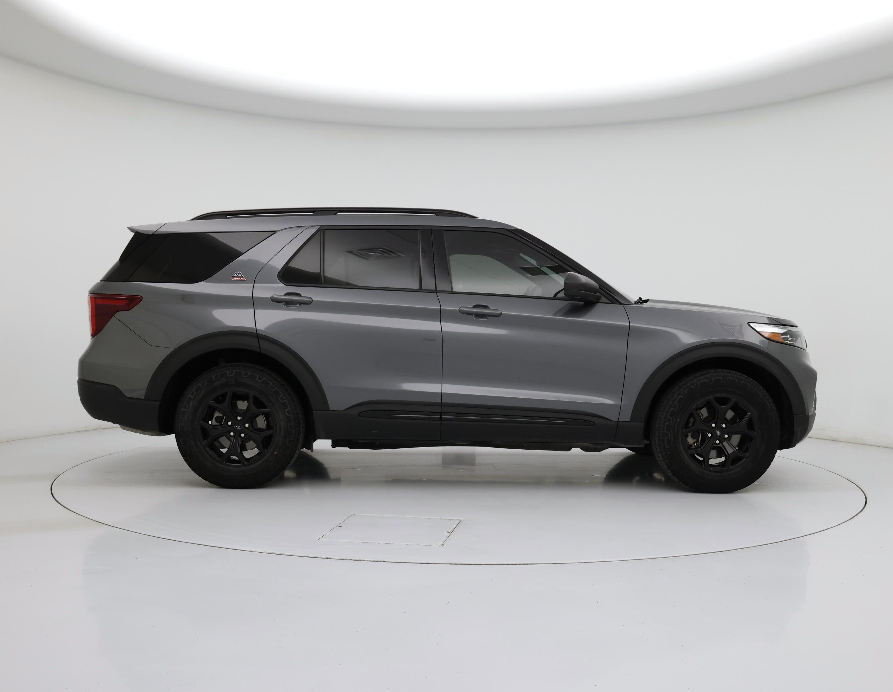 Thumbnail: 2022 Ford Explorer - 7