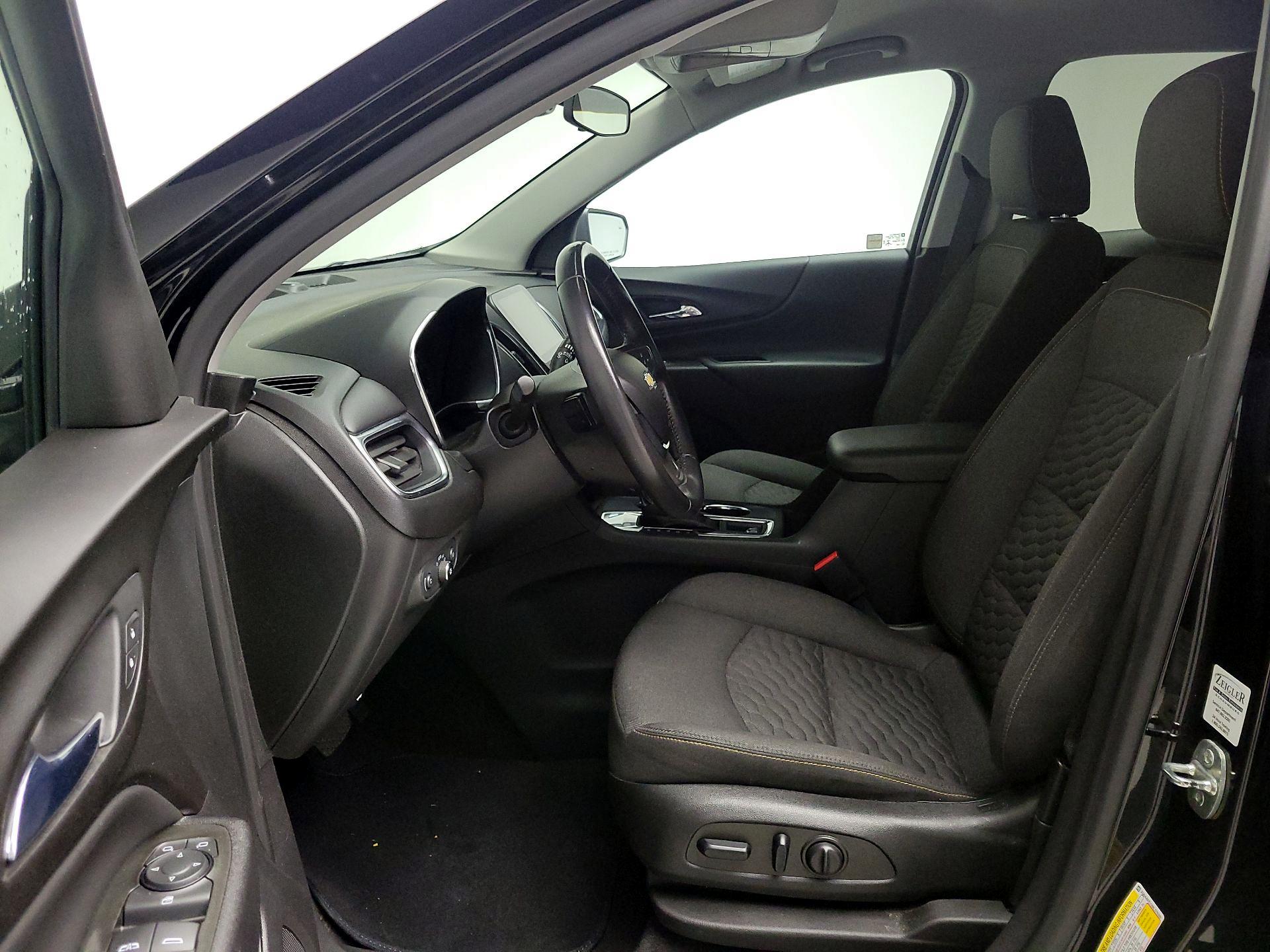 Thumbnail: 2021 Chevrolet Equinox - 11
