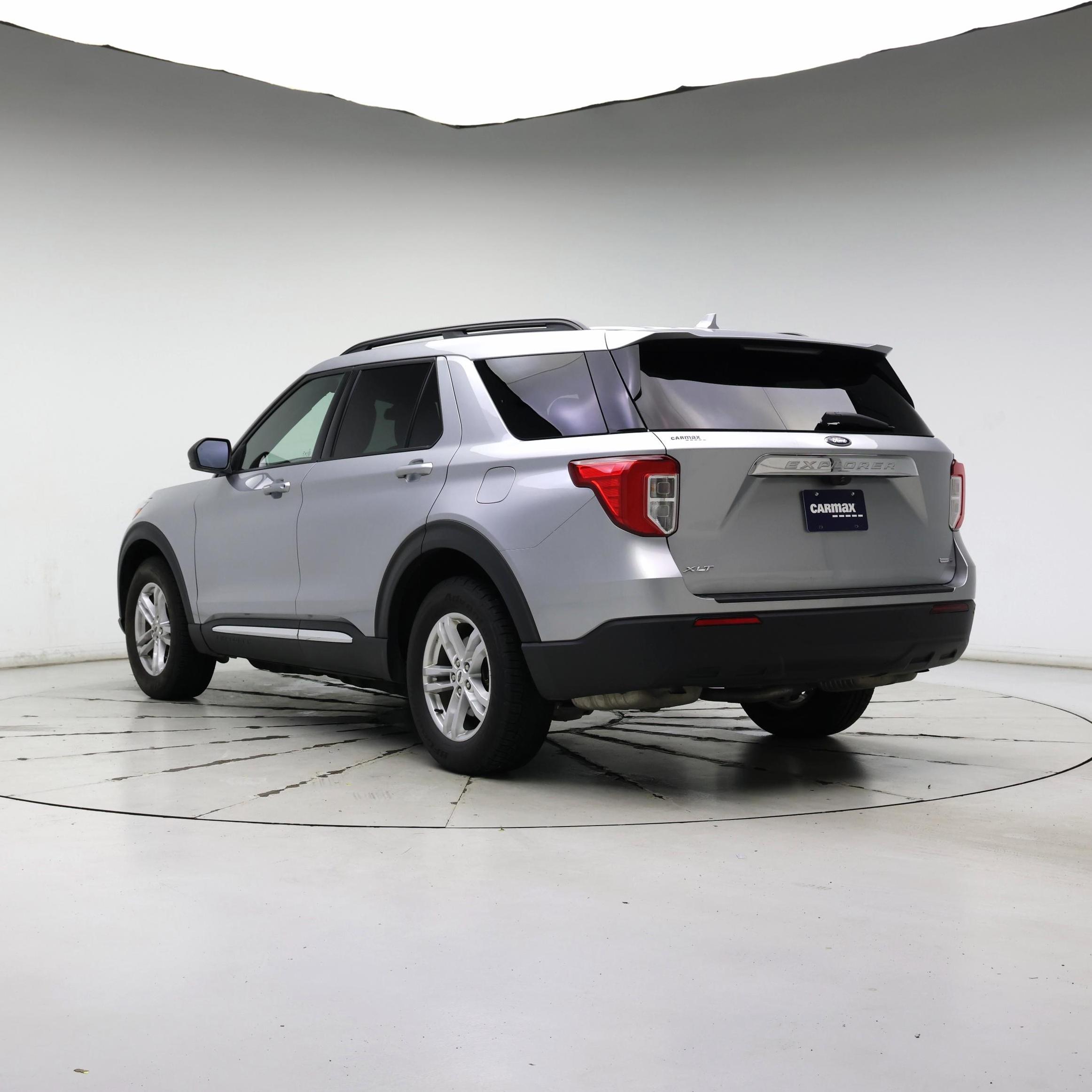 Thumbnail: 2020 Ford Explorer - 2
