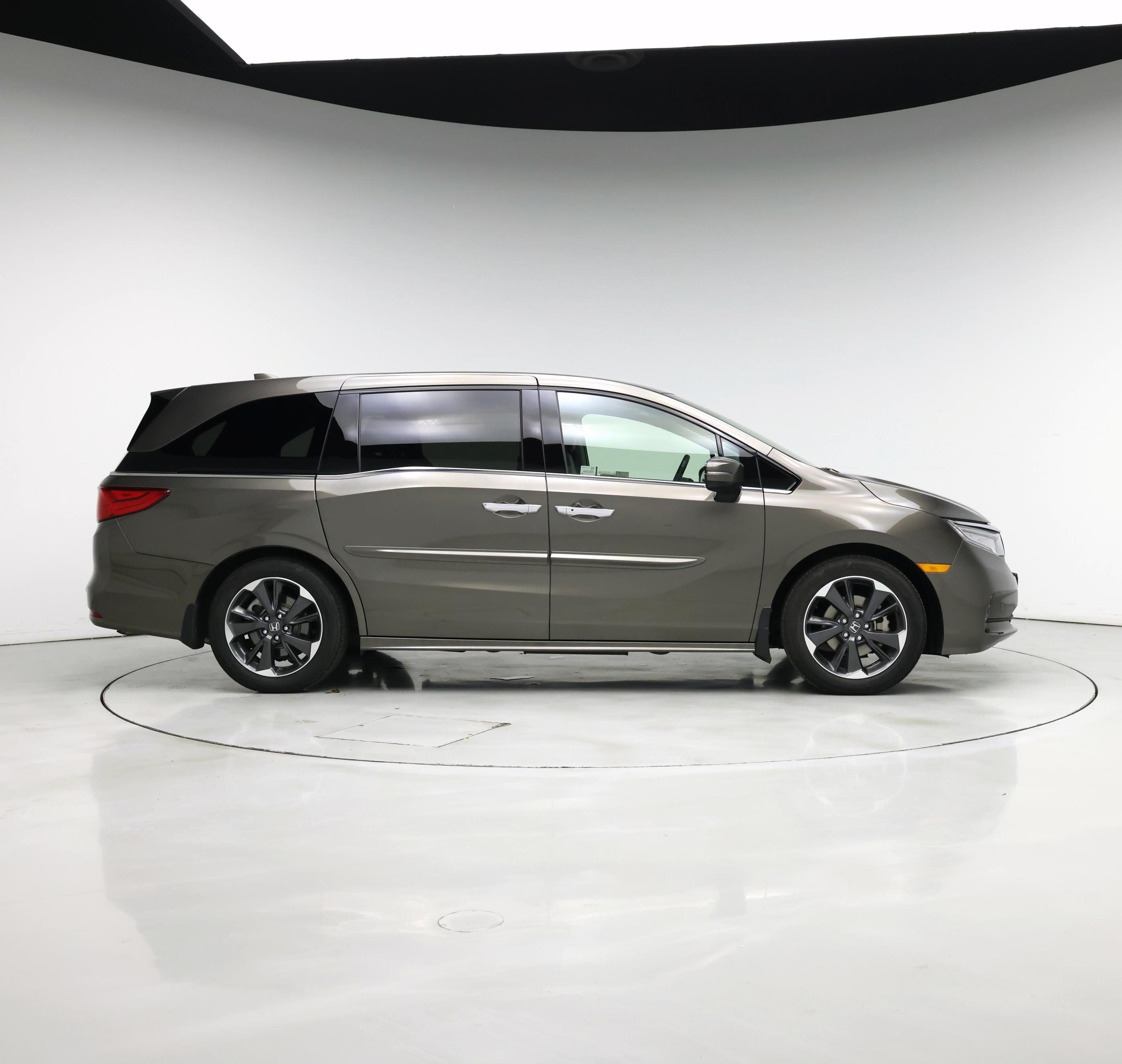 Thumbnail: 2021 Honda Odyssey - 7