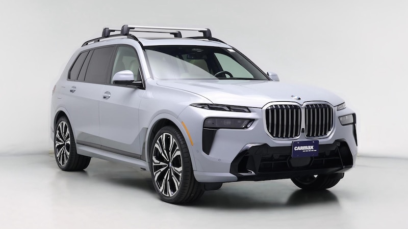 2024 BMW X7 xDrive40i Hero Image