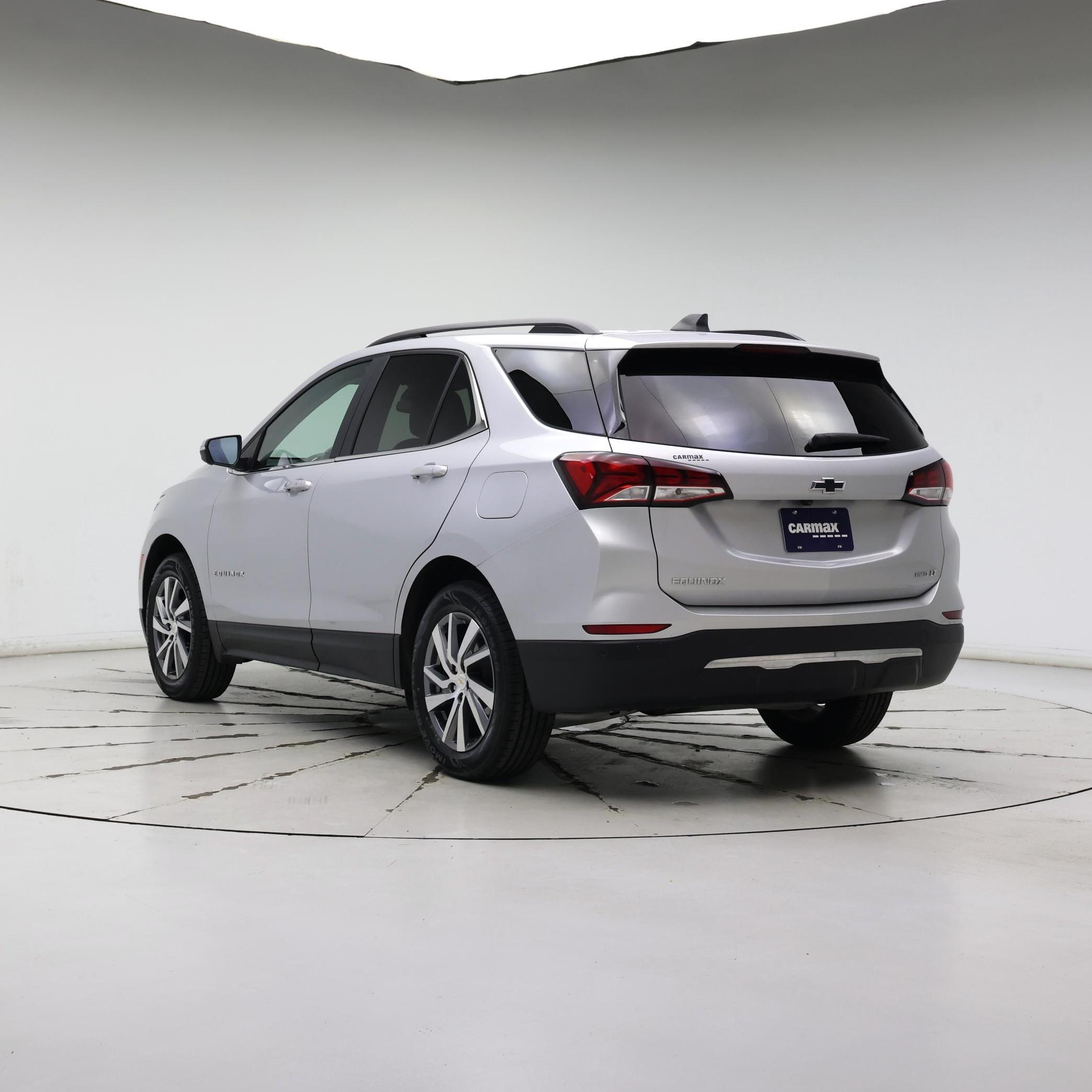 Thumbnail: 2022 Chevrolet Equinox - 2