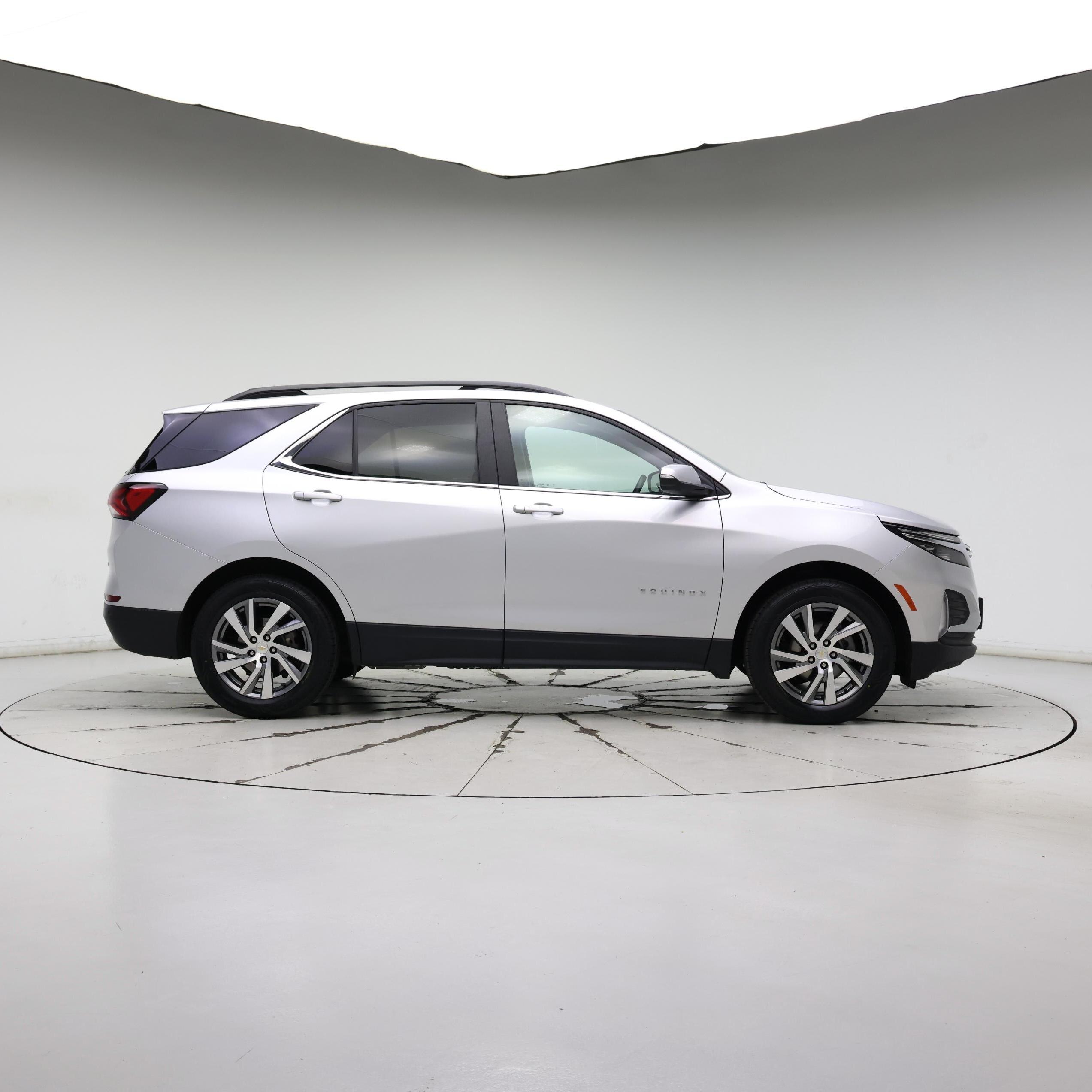 Thumbnail: 2022 Chevrolet Equinox - 7