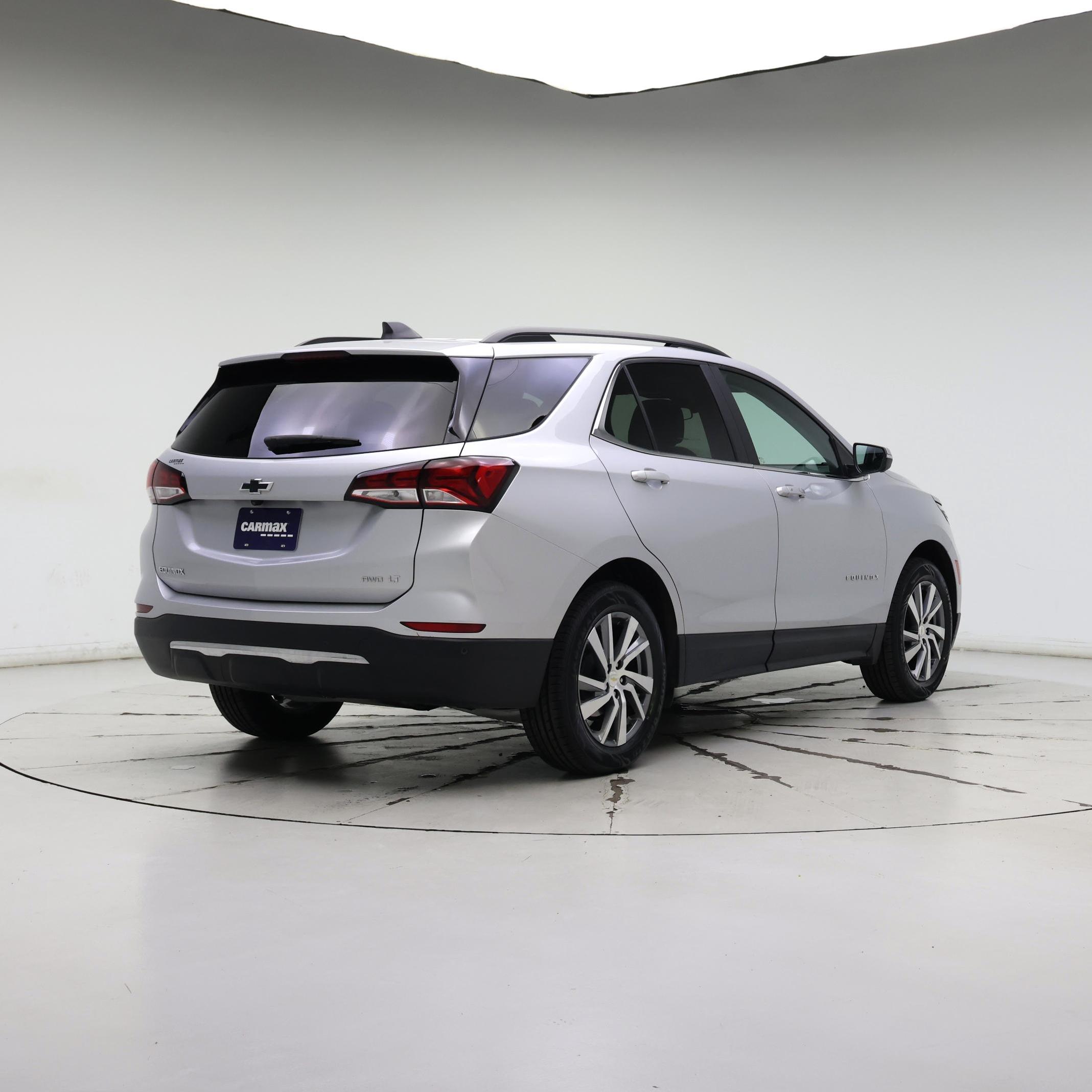 Thumbnail: 2022 Chevrolet Equinox - 8