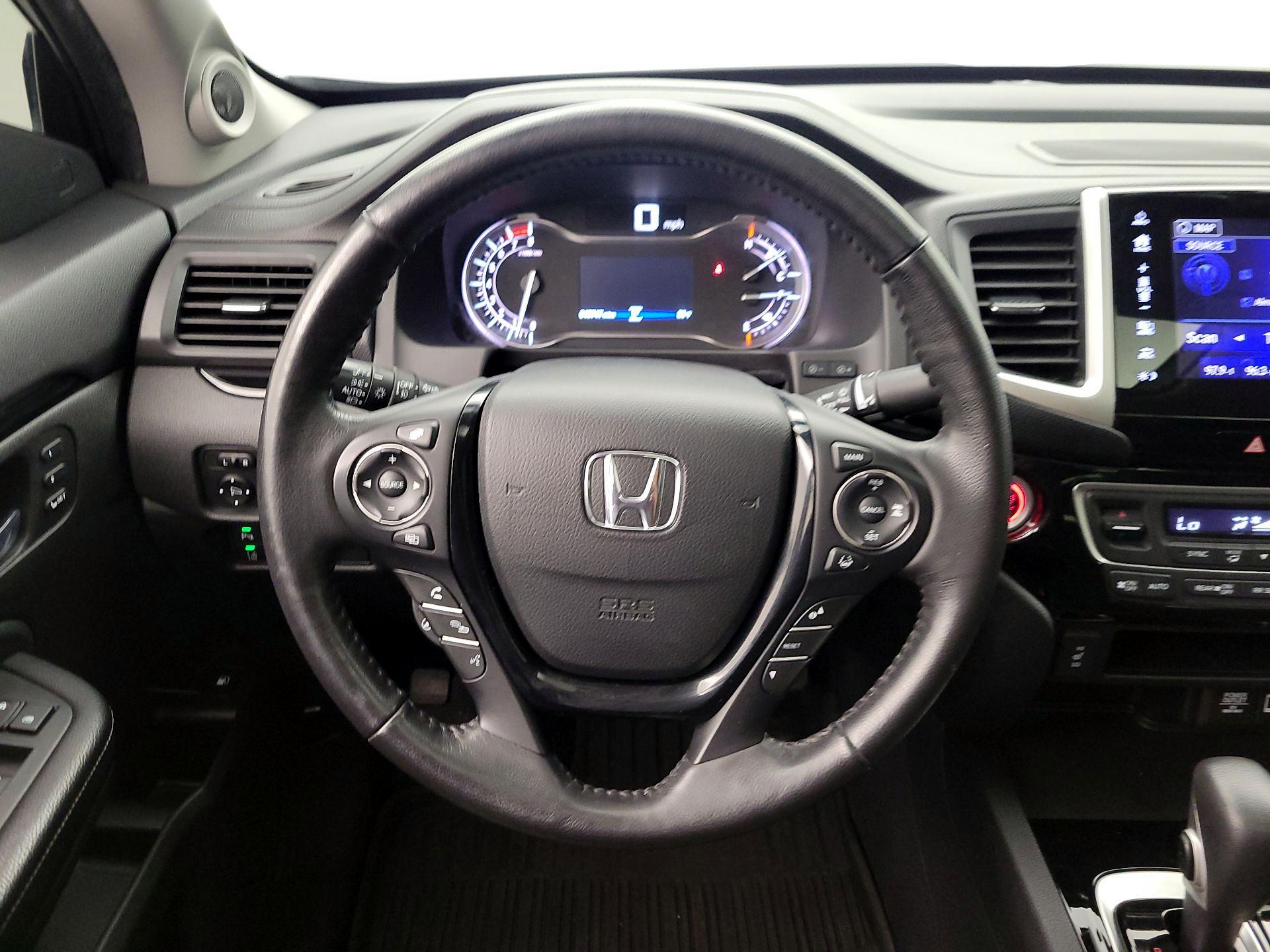 Thumbnail: 2019 Honda Ridgeline - 10