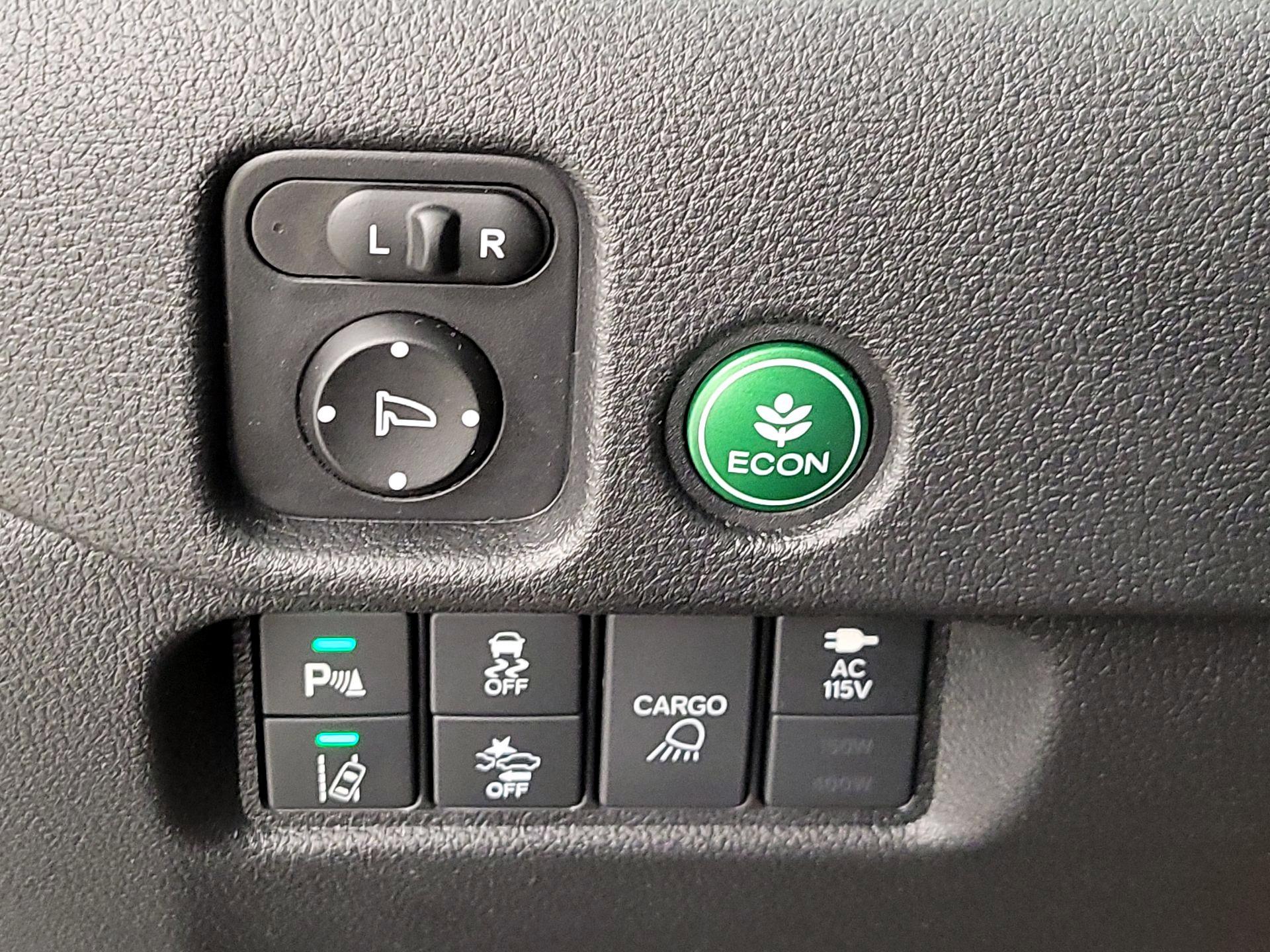 Thumbnail: 2019 Honda Ridgeline - 13