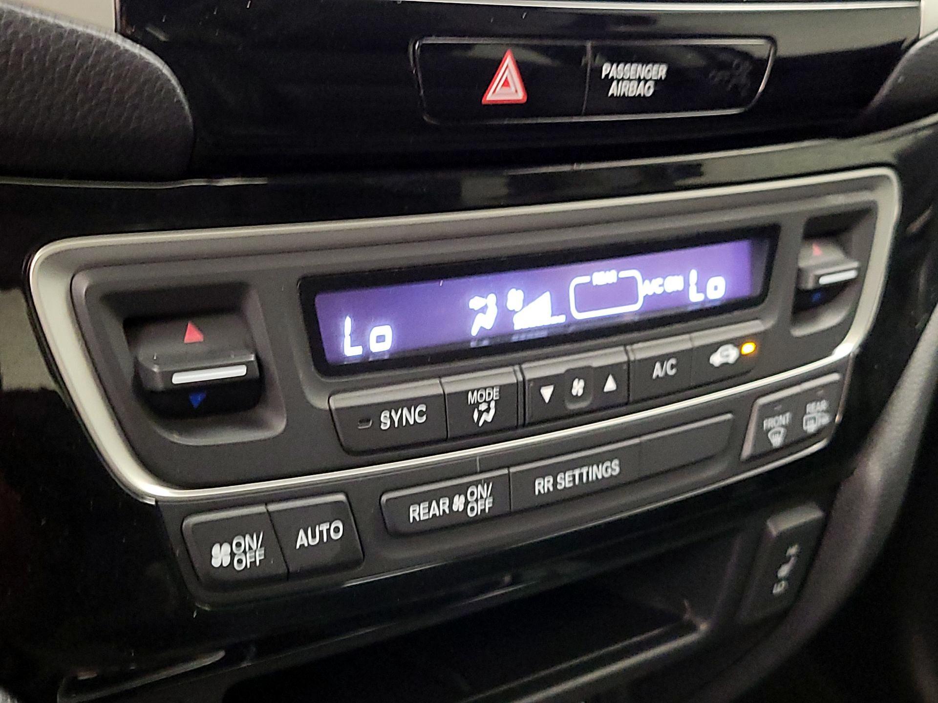 Thumbnail: 2019 Honda Ridgeline - 16