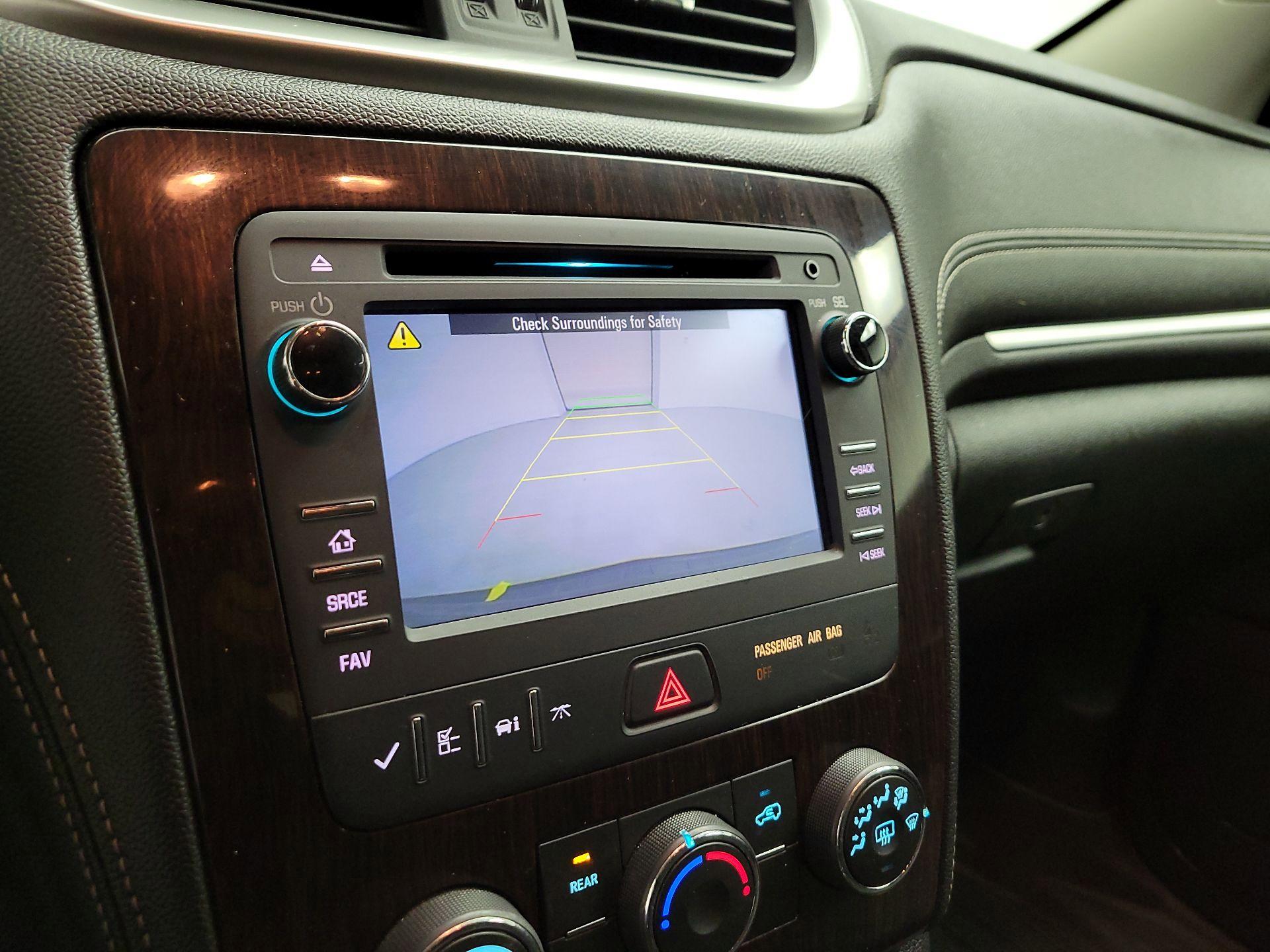 Thumbnail: 2015 Chevrolet Traverse - 13