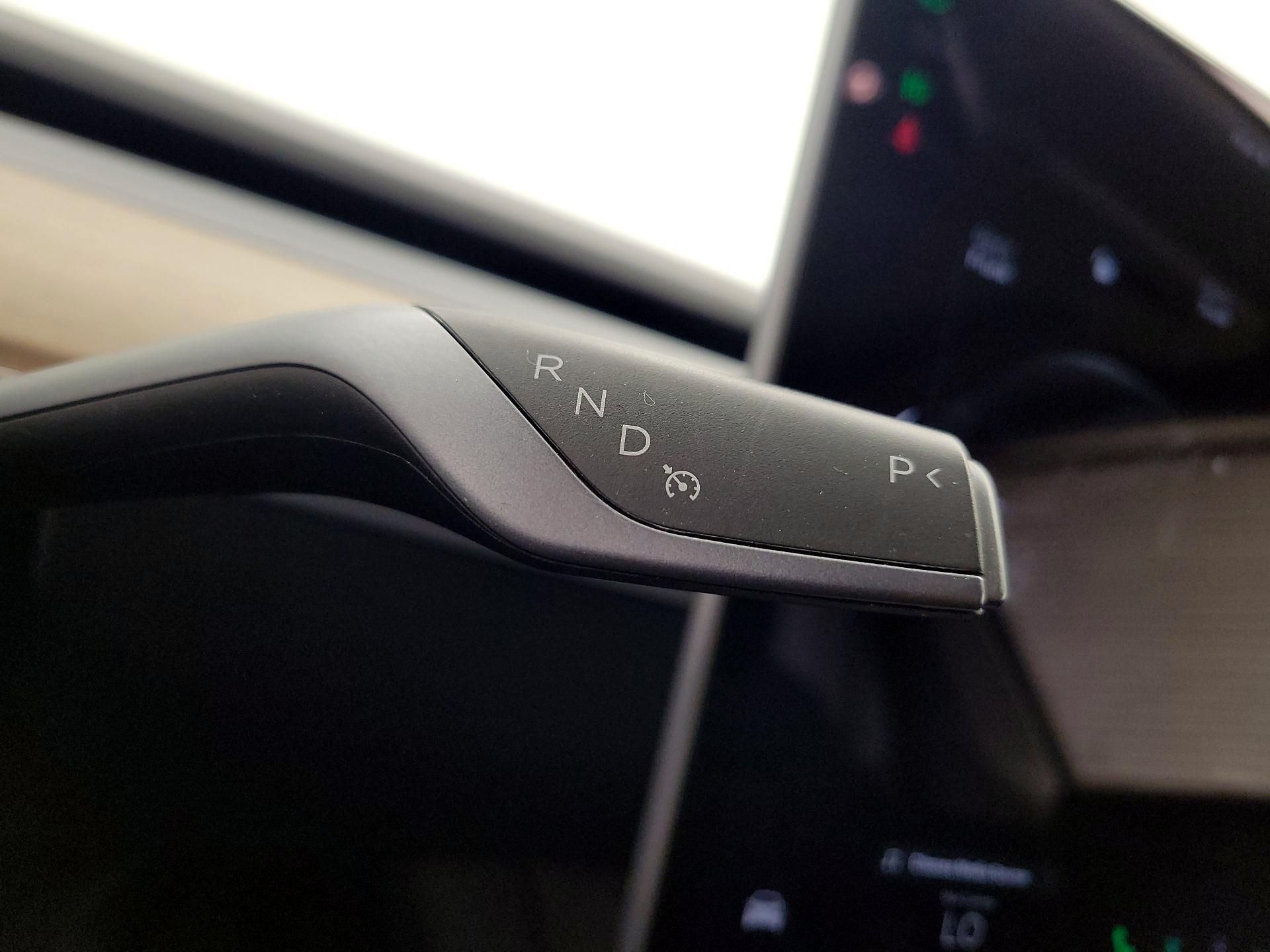 Thumbnail: 2021 Tesla Model Y - 17