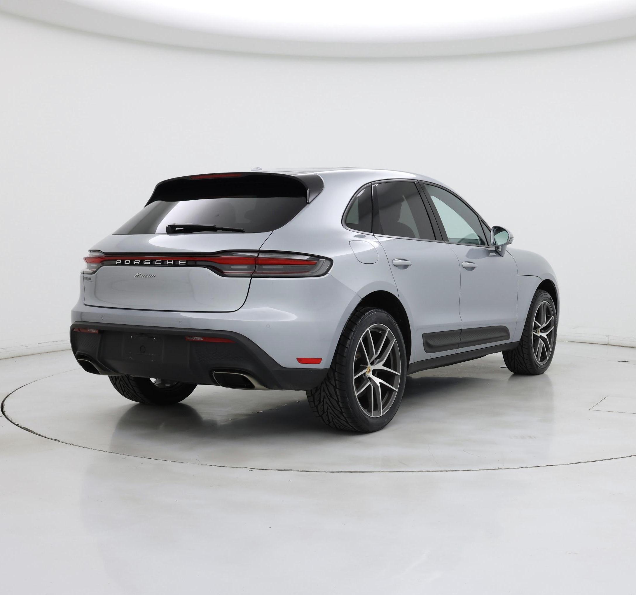 Thumbnail: 2022 Porsche Macan - 8