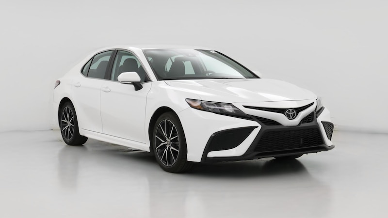2023 Toyota Camry SE Hero Image