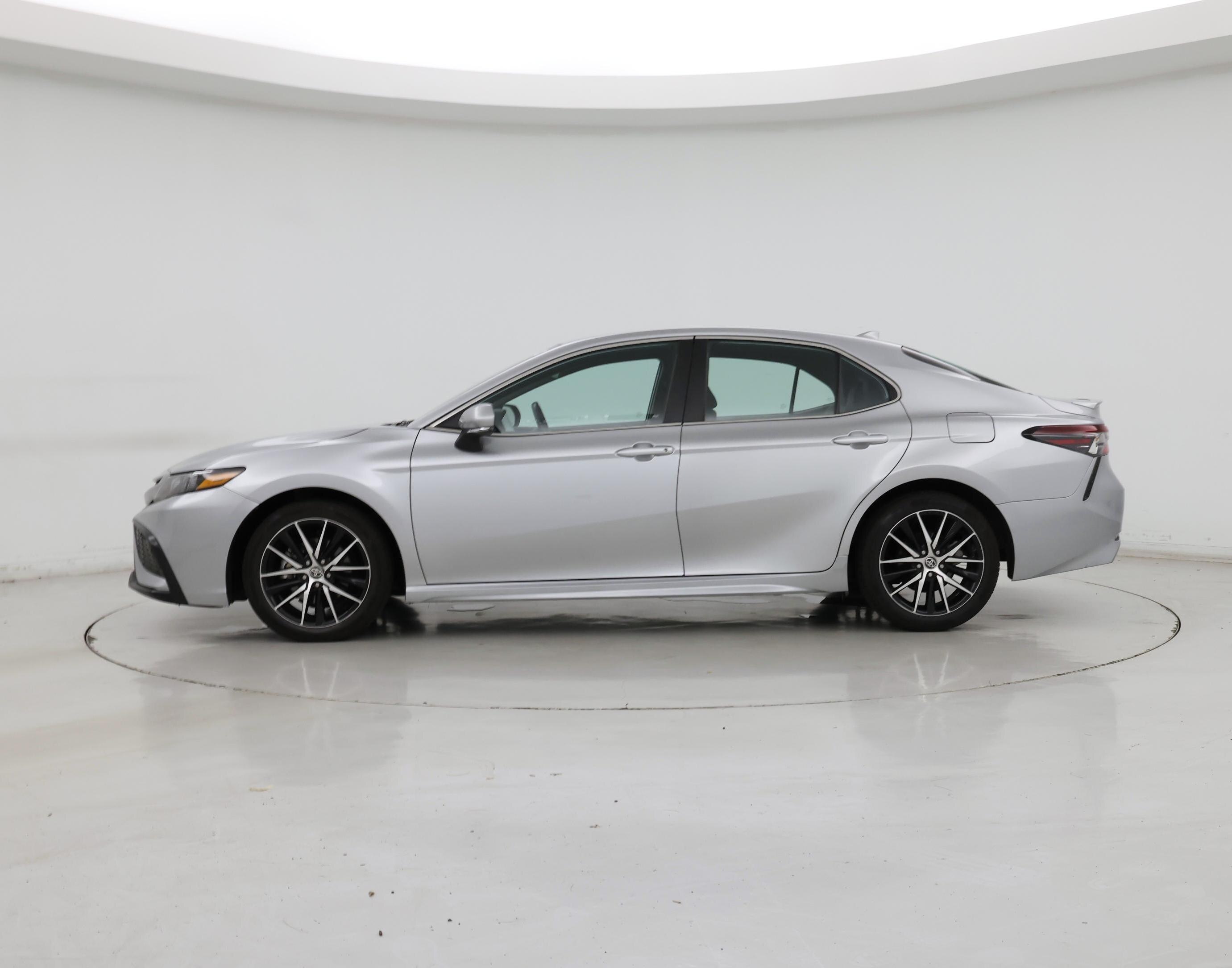 Thumbnail: 2023 Toyota Camry - 3