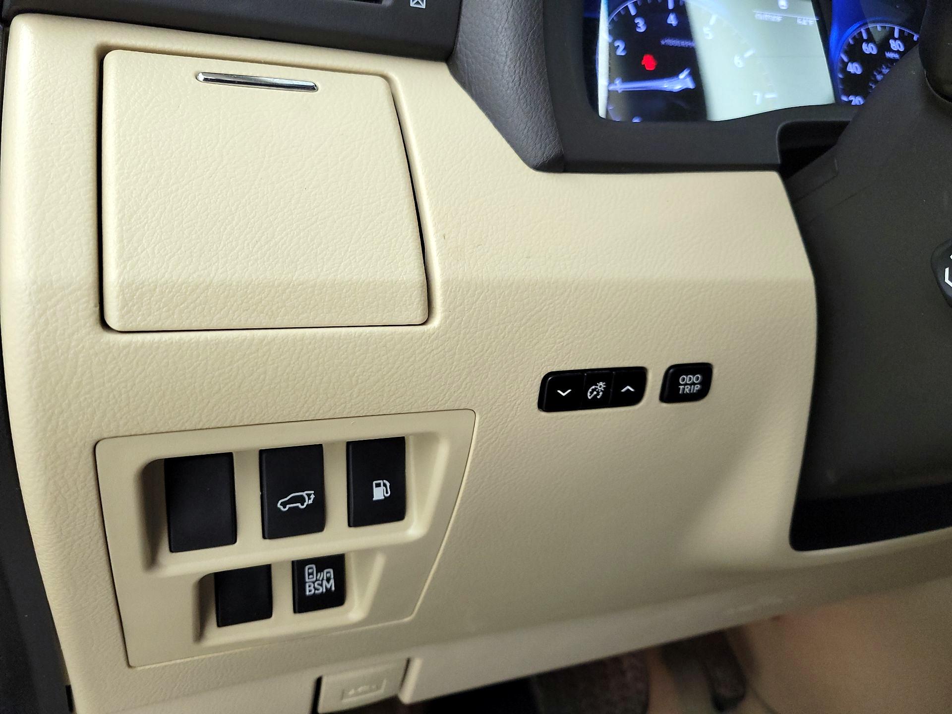Thumbnail: 2014 Lexus RX - 13