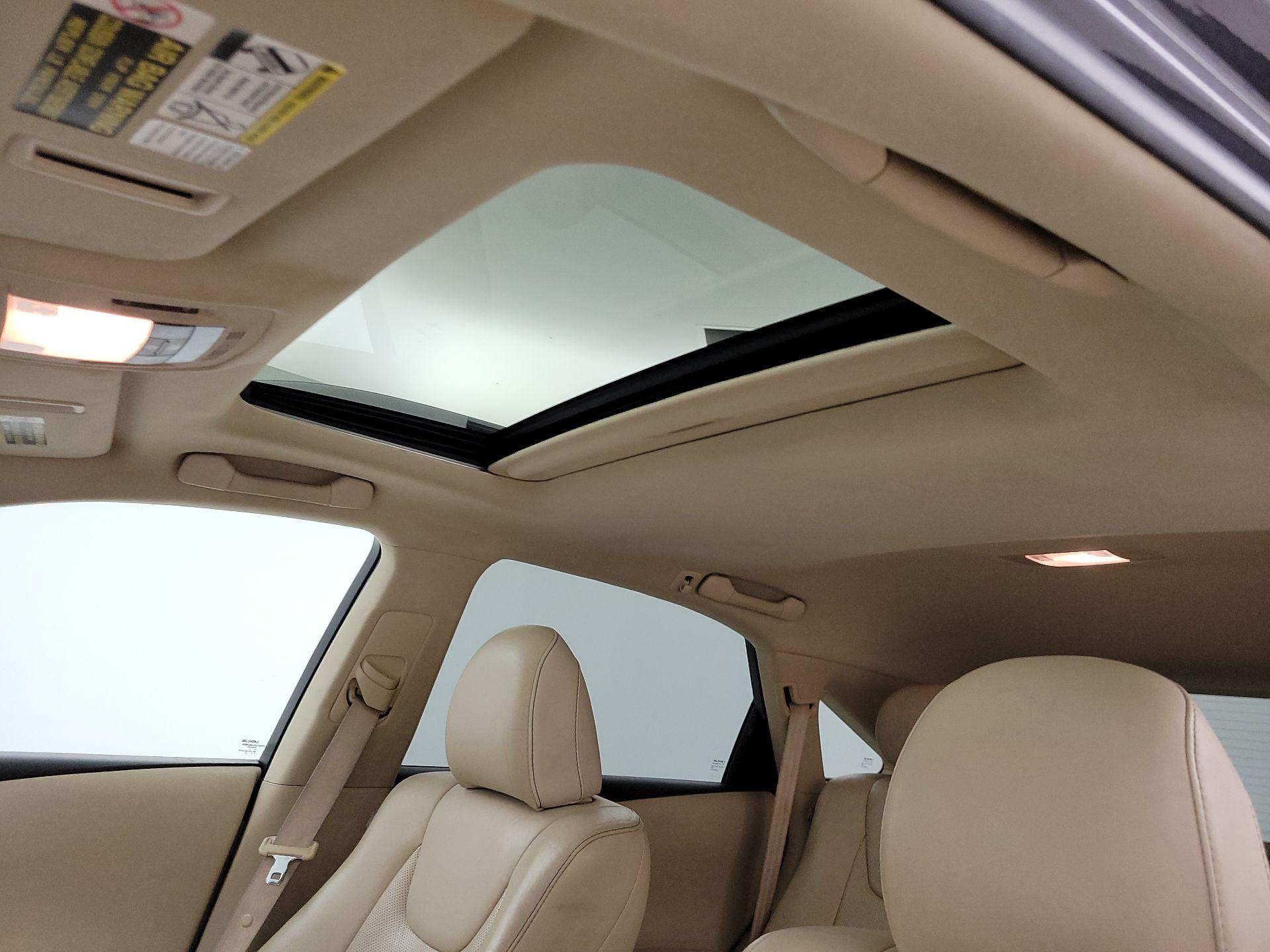 Thumbnail: 2014 Lexus RX - 18