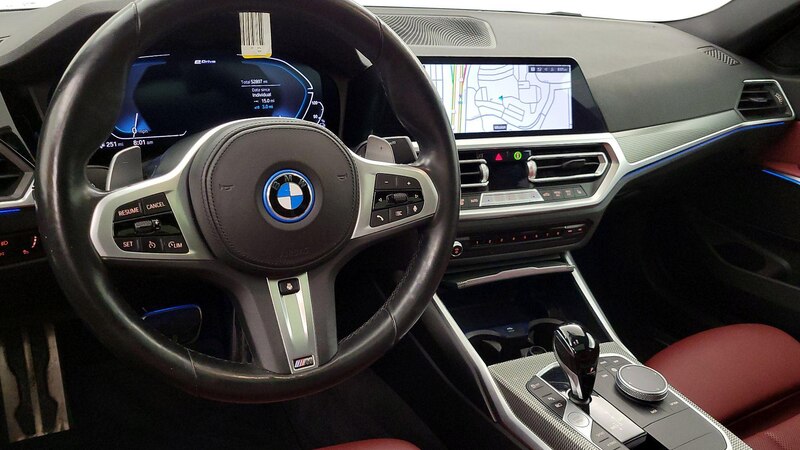 2022 BMW 3 Series 330i xDrive 9