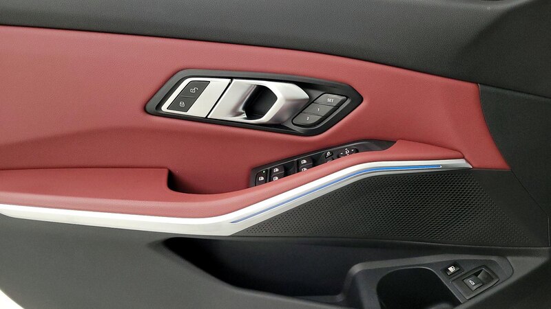 2022 BMW 3 Series 330i xDrive 12