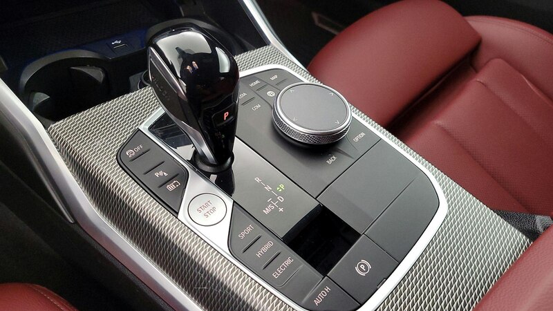 2022 BMW 3 Series 330i xDrive 18