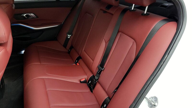 2022 BMW 3 Series 330i xDrive 21