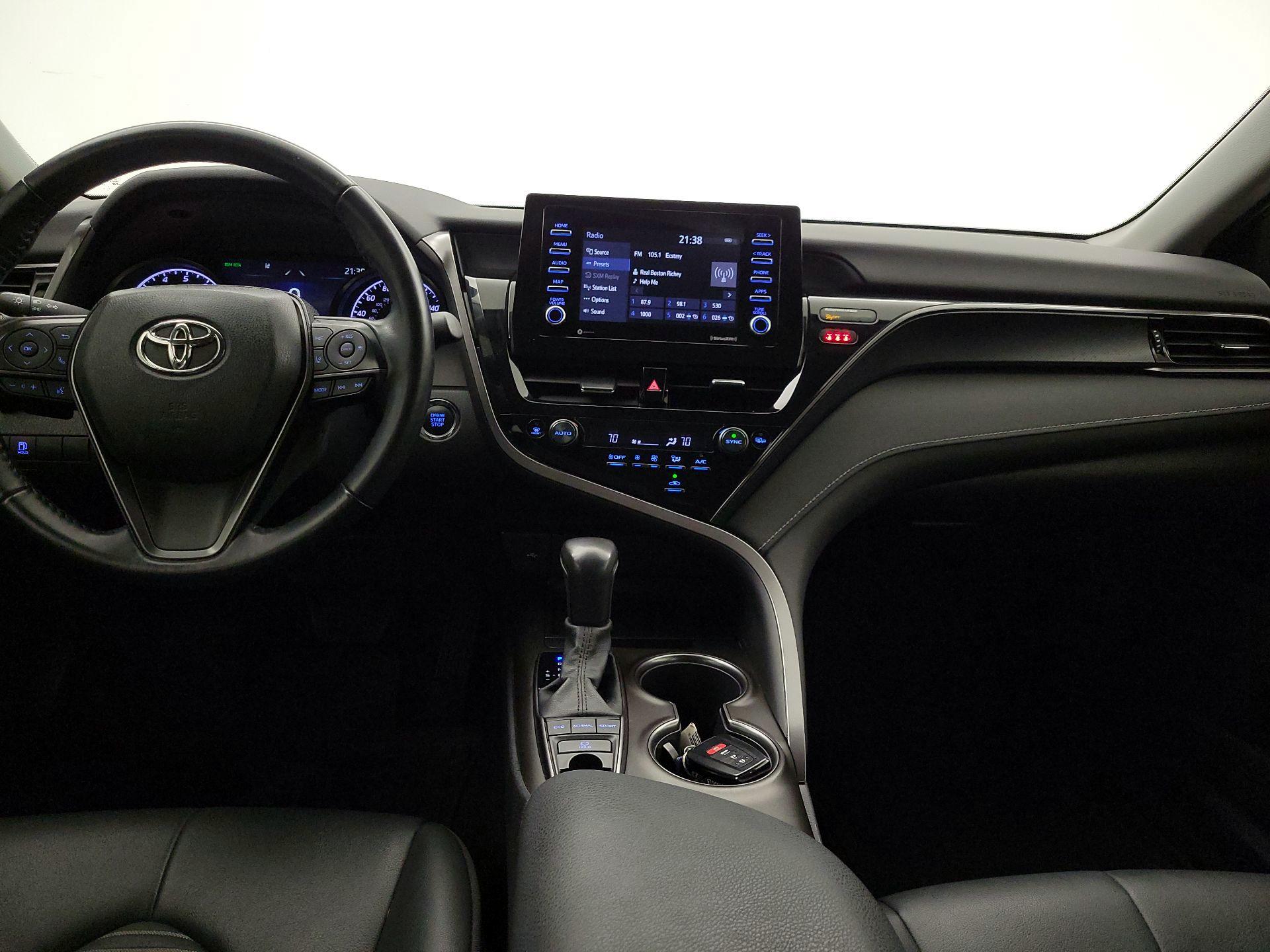 Thumbnail: 2022 Toyota Camry - 9