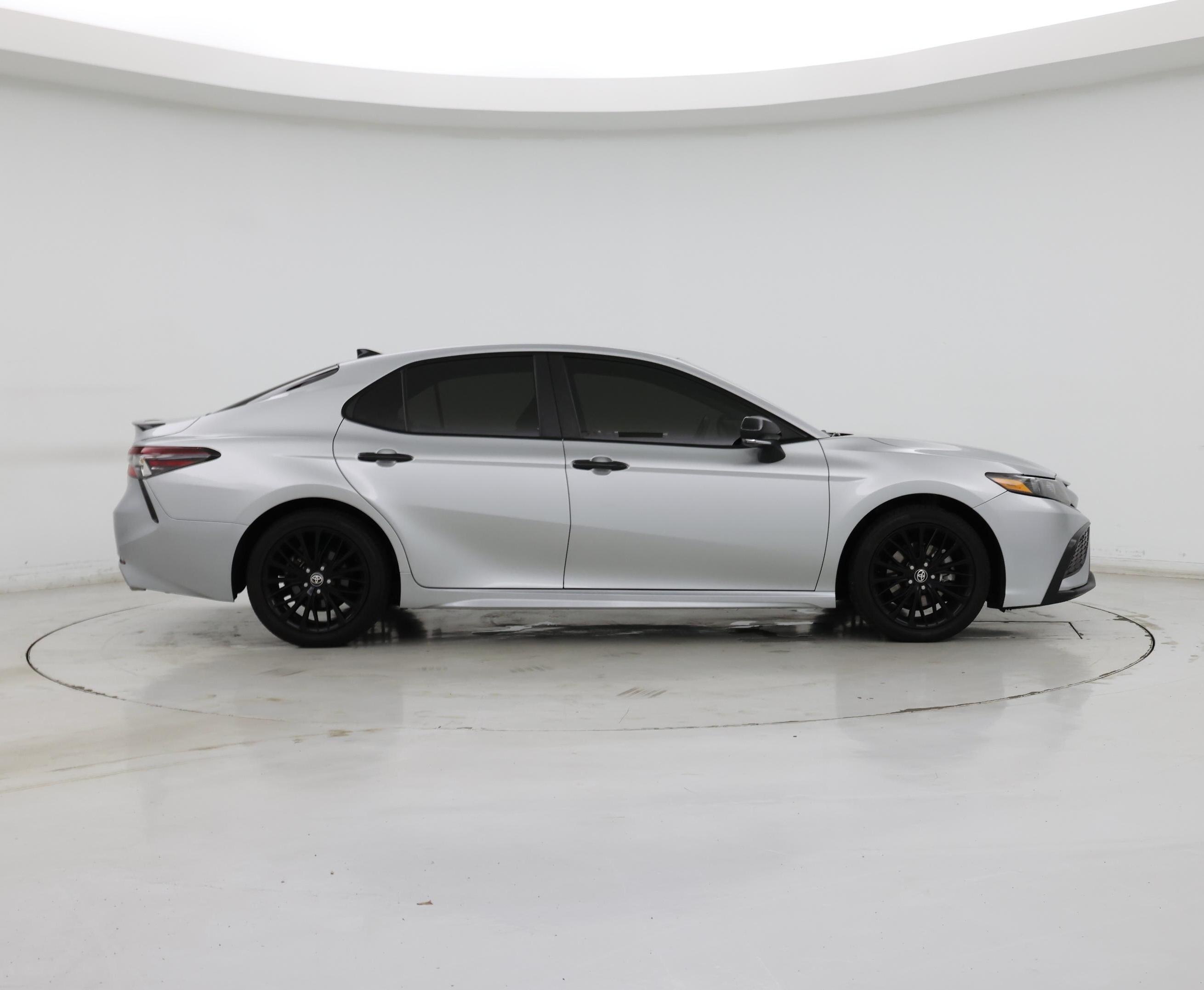 Thumbnail: 2022 Toyota Camry - 7