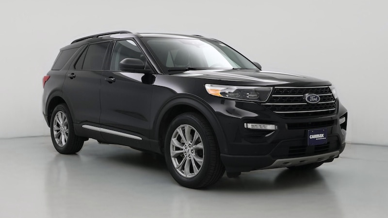2023 Ford Explorer XLT Hero Image