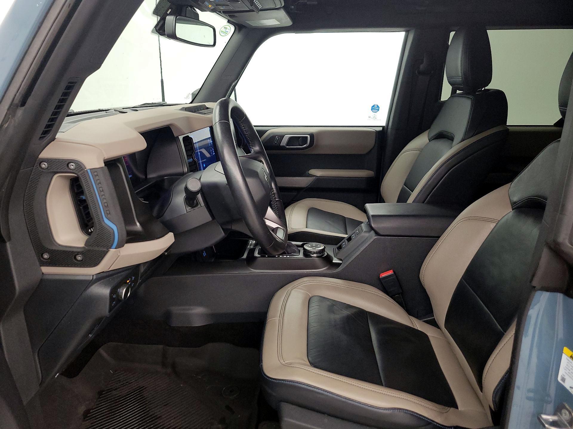 Thumbnail: 2022 Ford Bronco - 11