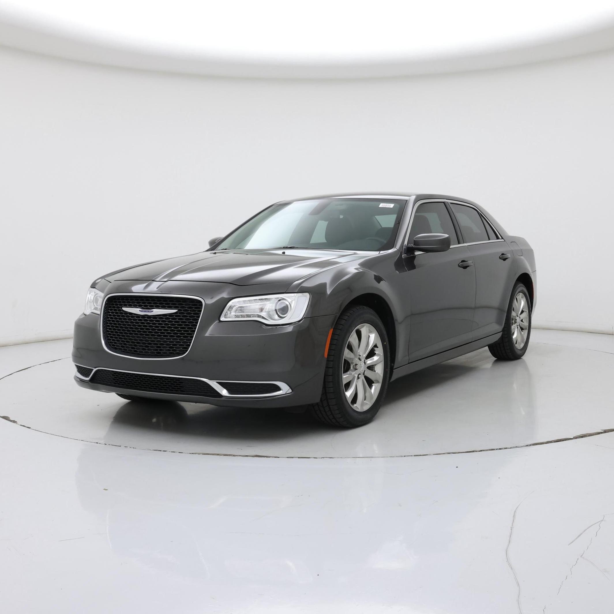 Thumbnail: 2020 Chrysler 300 - 4